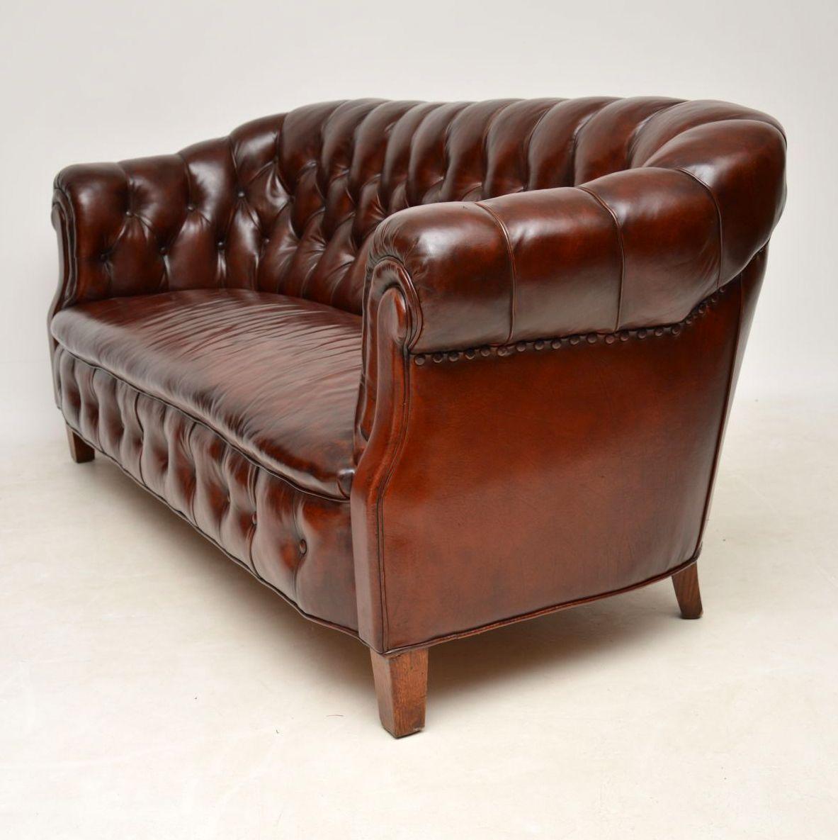 Early 20th Century Antique Deep Buttoned Leather Chesterfield Sofa