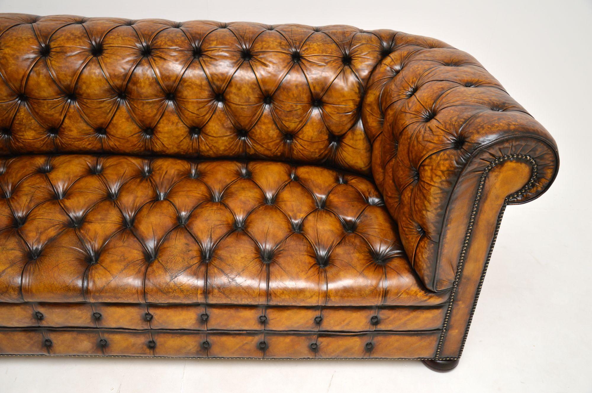 Early 20th Century Antique Deep Buttoned Leather Chesterfield Sofa For Sale