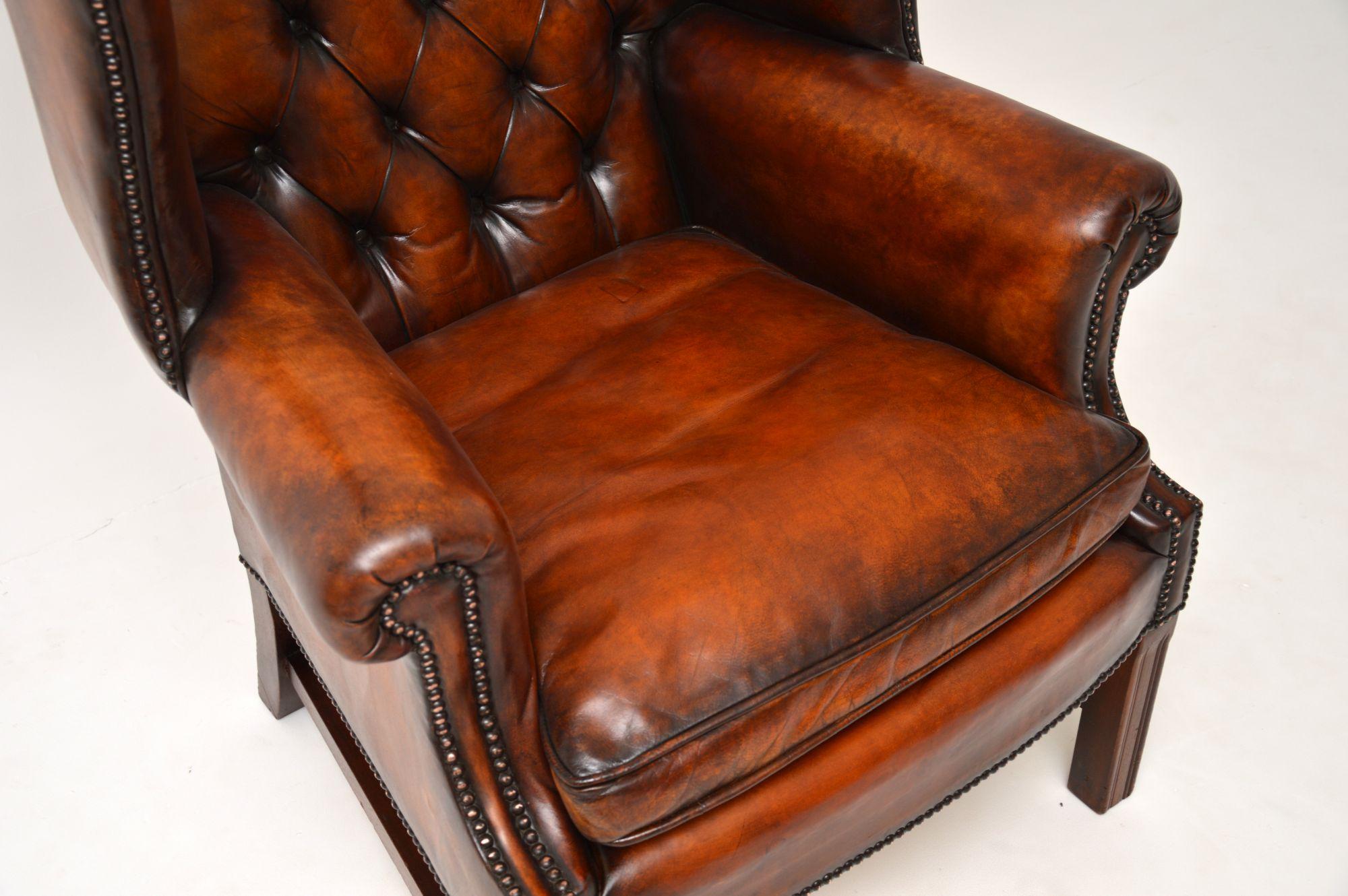 Antique Deep Buttoned Leather Wing Back Armchair In Good Condition In London, GB