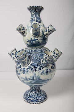 Antike Delfter Tulipiere Blaue und weiße Tulpenhalterung