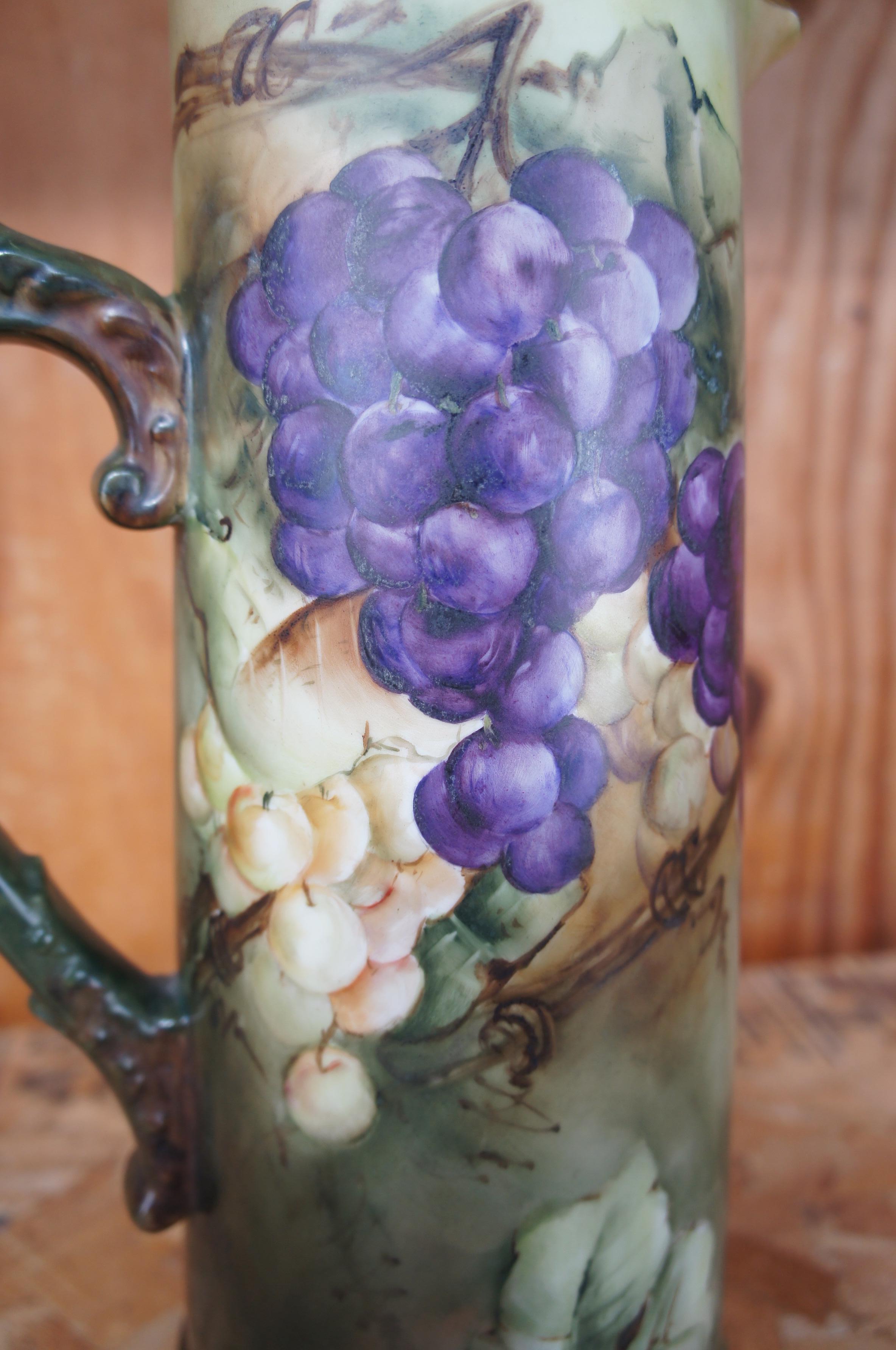 Antique Delinieres & Co. French Limoges Hand Painted Wine Pitcher Tankard Grapes For Sale 4