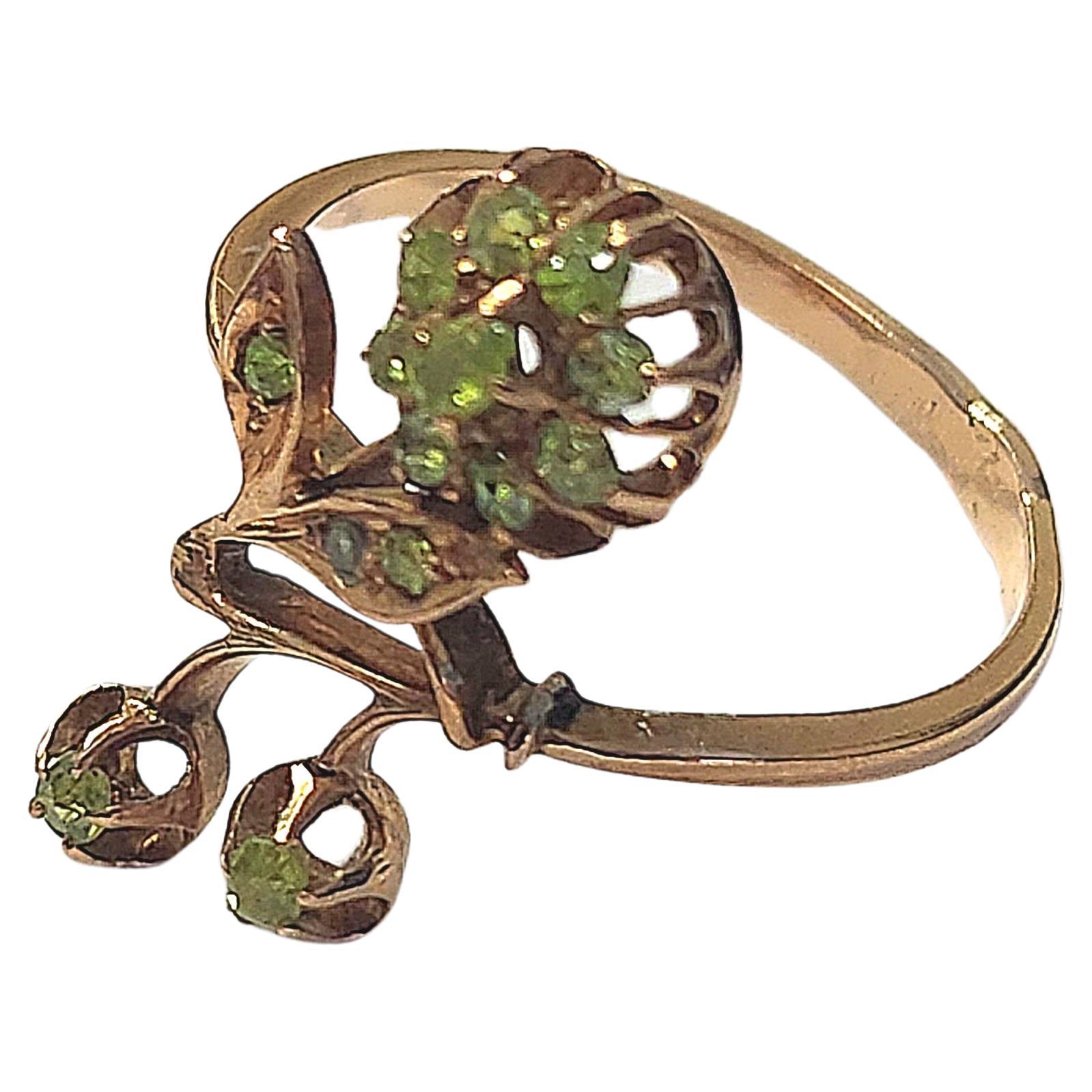 Antiker russischer Demantoid-Goldring Damen