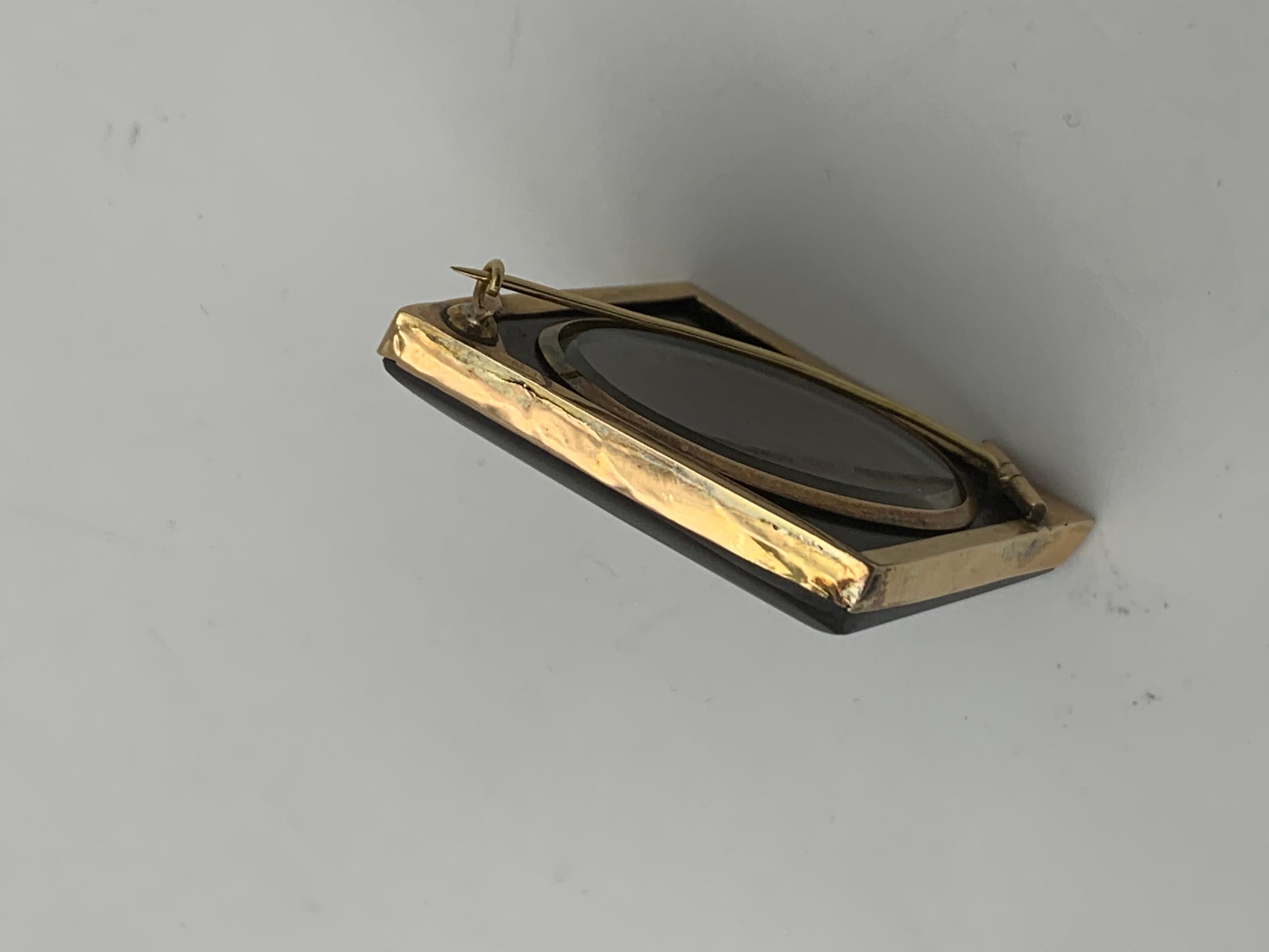 Antike Demi Parure 14 Kt Gold Pietra Dura Florence Ohrringe Brosche mit Medaillonrücken Damen im Angebot