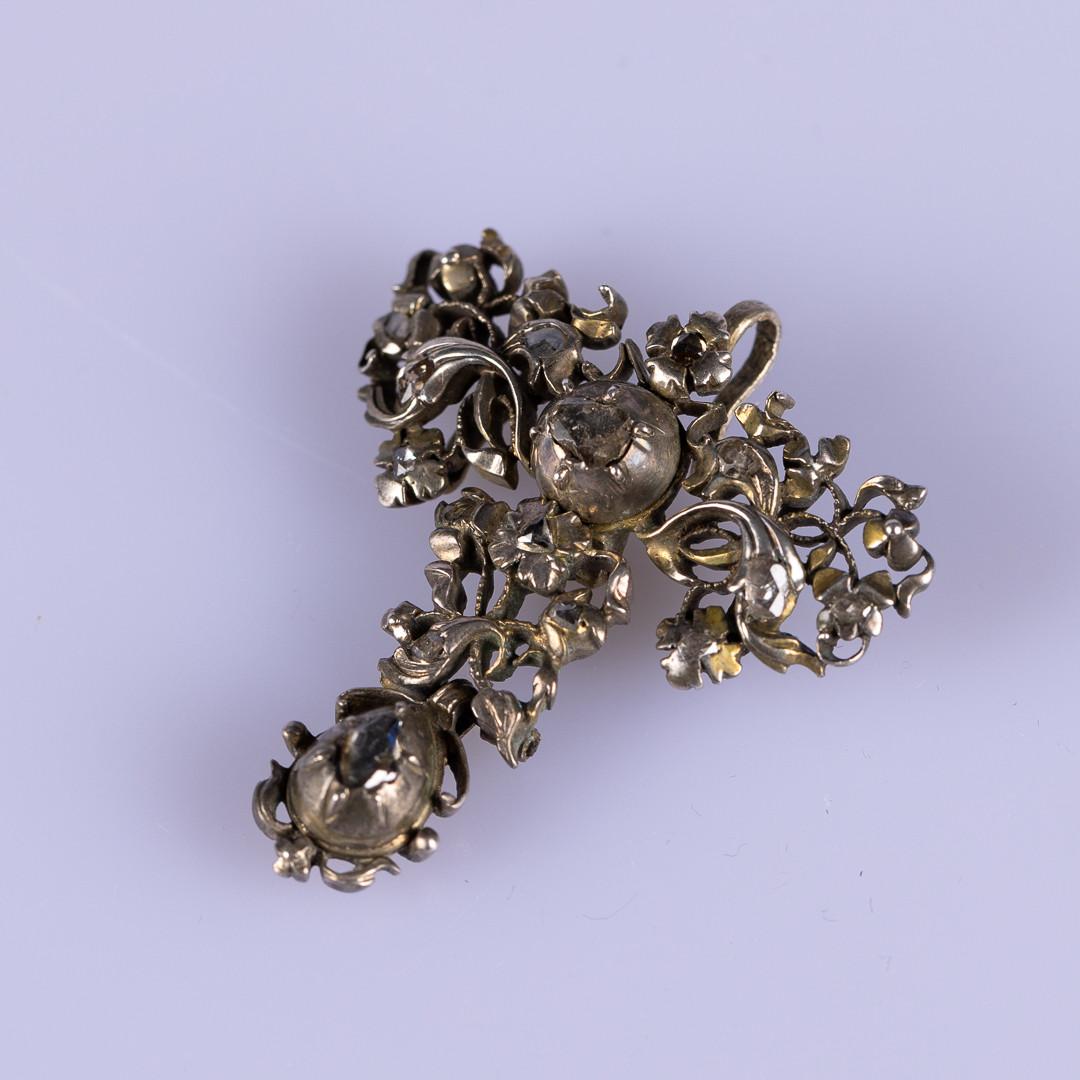 Antique demi parure in original box, bracelet, earrings and brooch pendant, XIXs For Sale 6