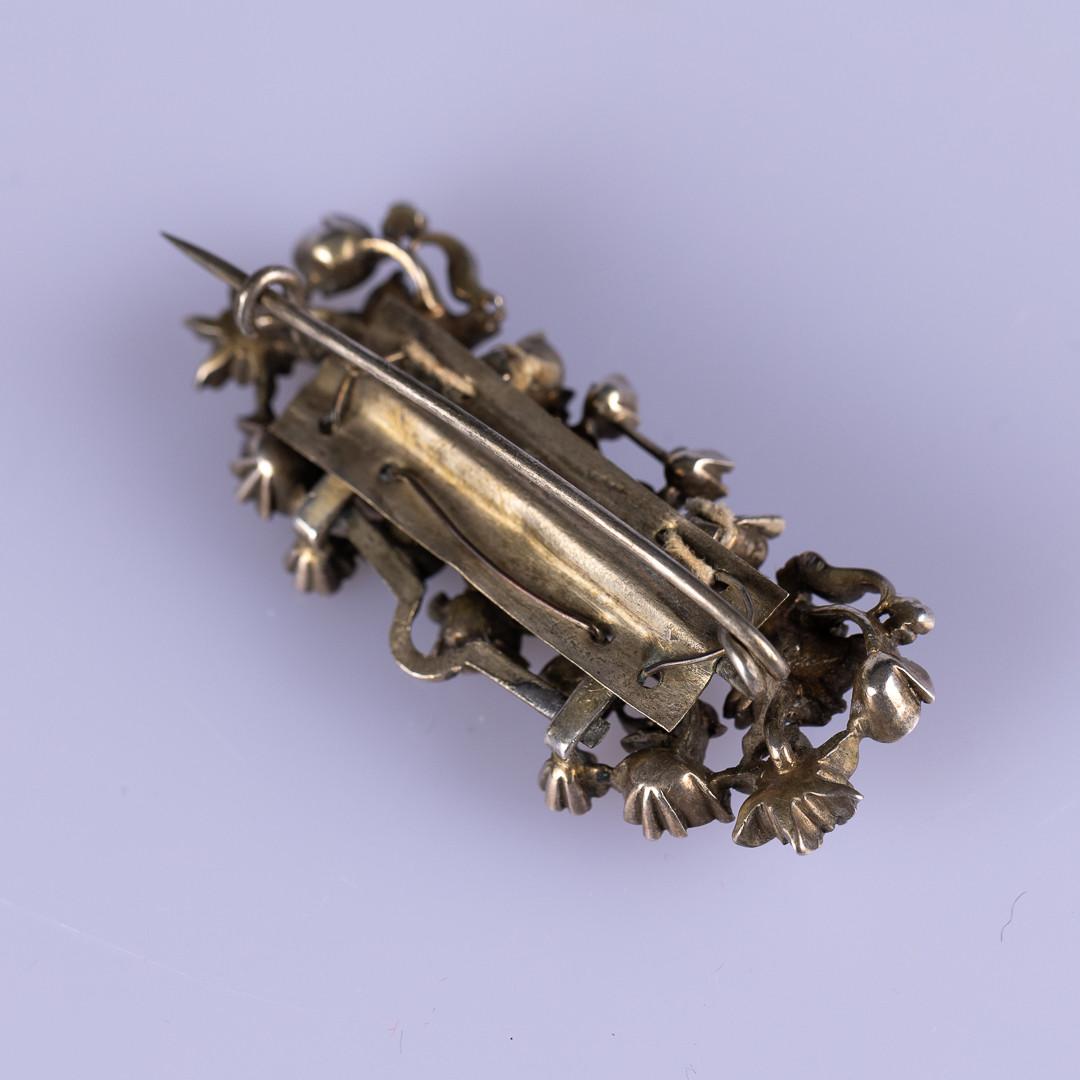 Antique demi parure in original box, bracelet, earrings and brooch pendant, XIXs For Sale 3