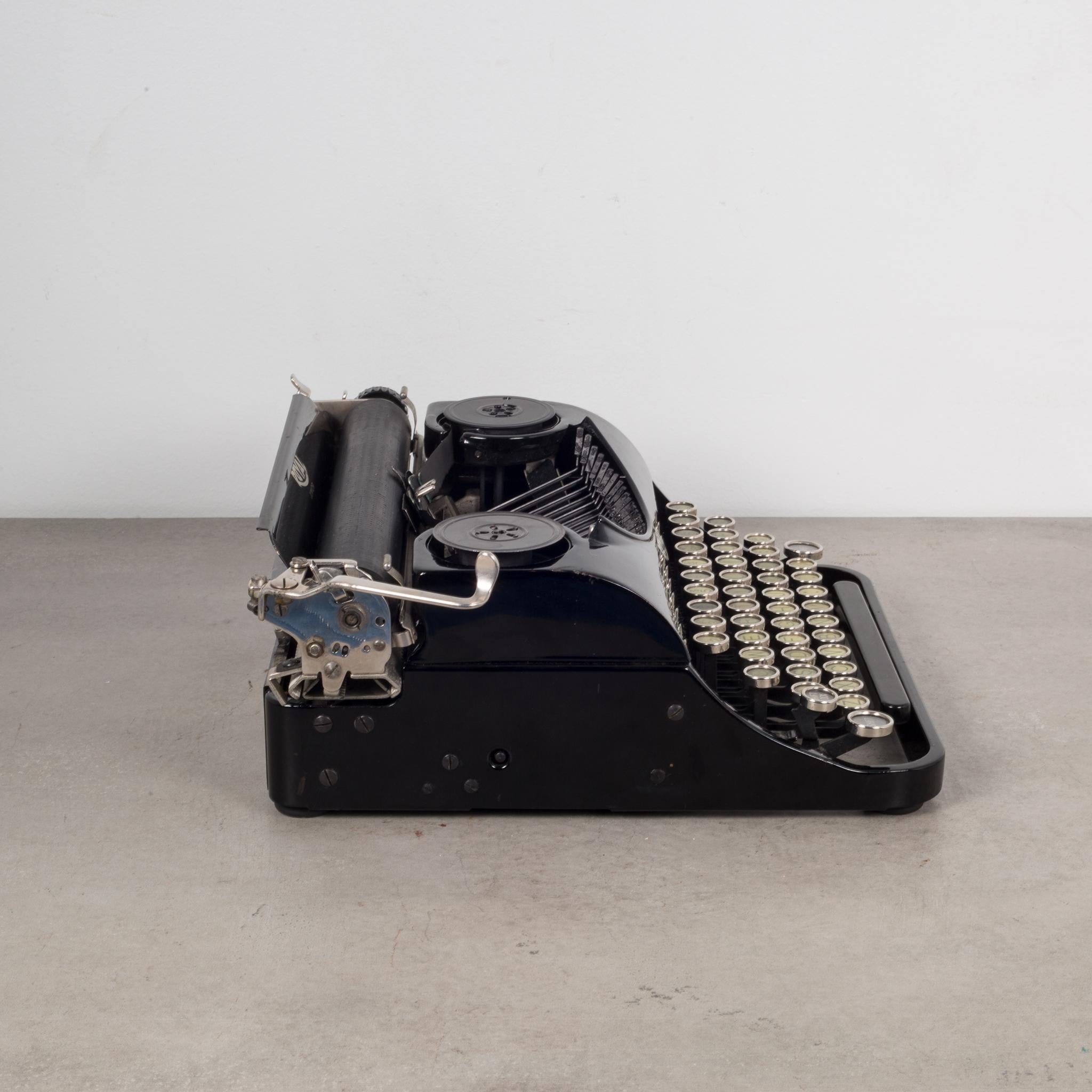 Metal Antique Depression Era Royal Junior Typewriter, circa 1935