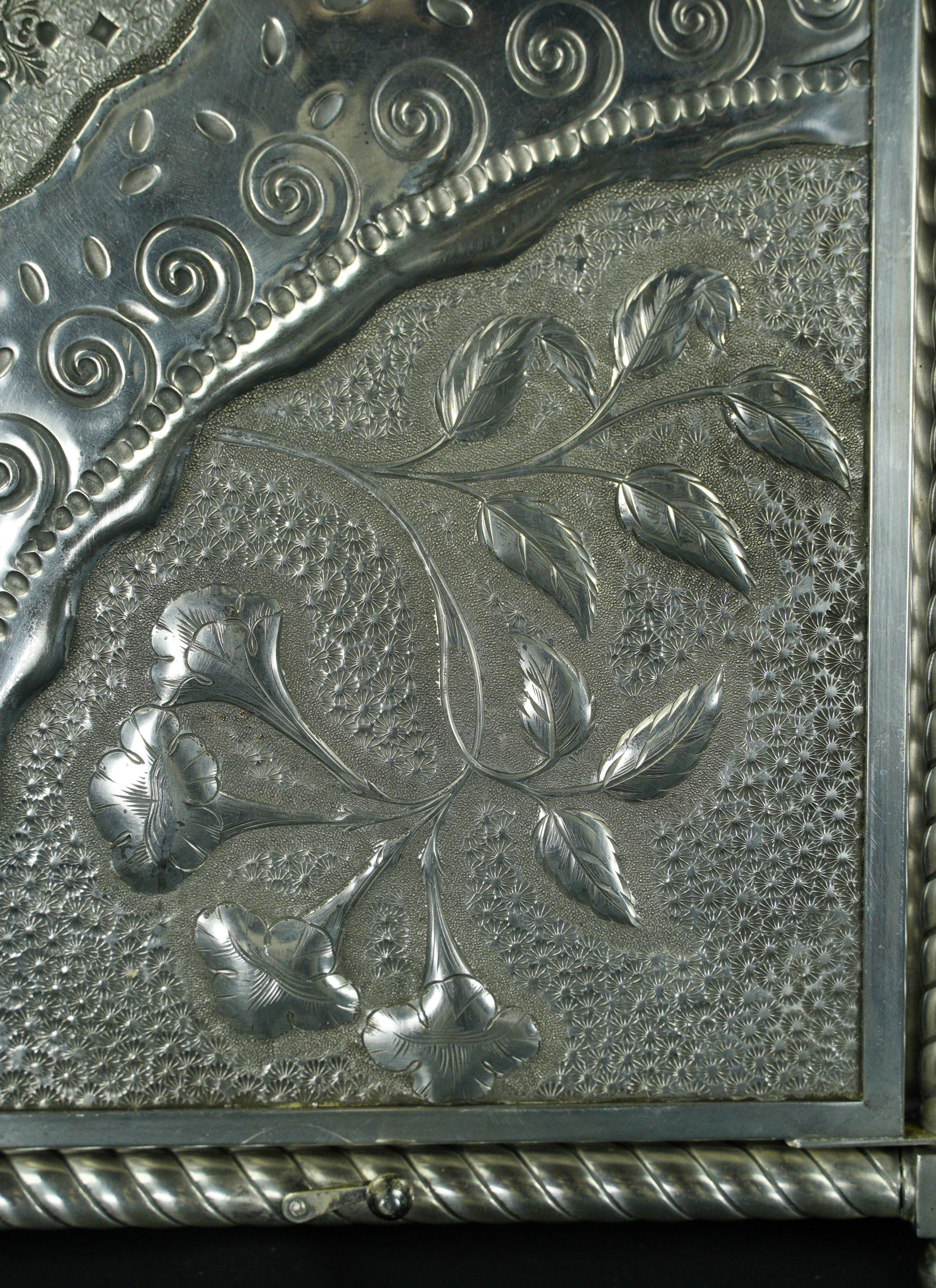 Antike Derby Silver Co. Silver Tri-Fold Rasierspiegel im Zustand „Gut“ im Angebot in New York, NY