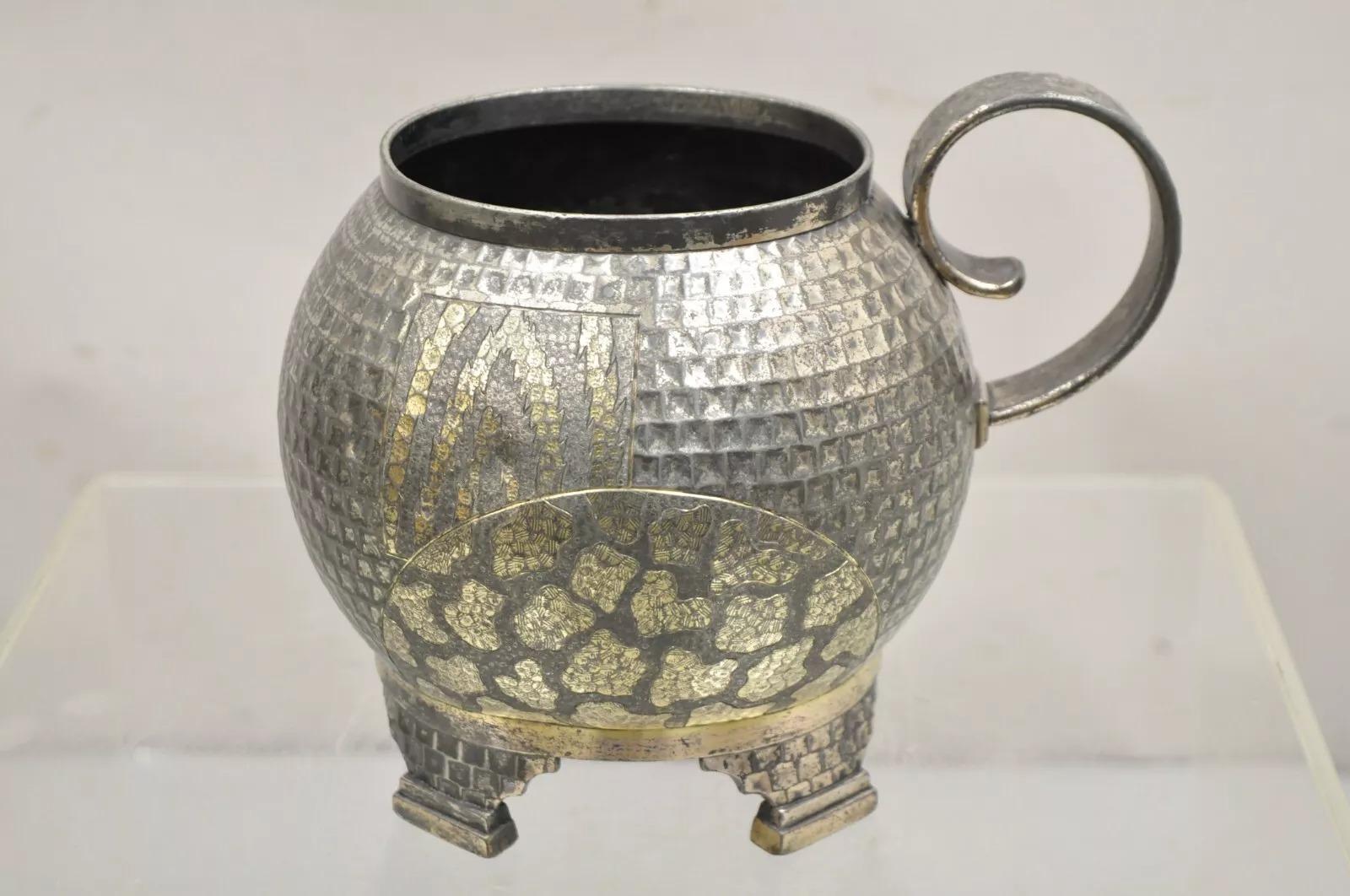 Antique Derby Silver Co Victorian Hammered Decorated Silver Plated Footed Round Jug Pitcher with Handle. Circa Early 20th Century. Measurements: 7.5