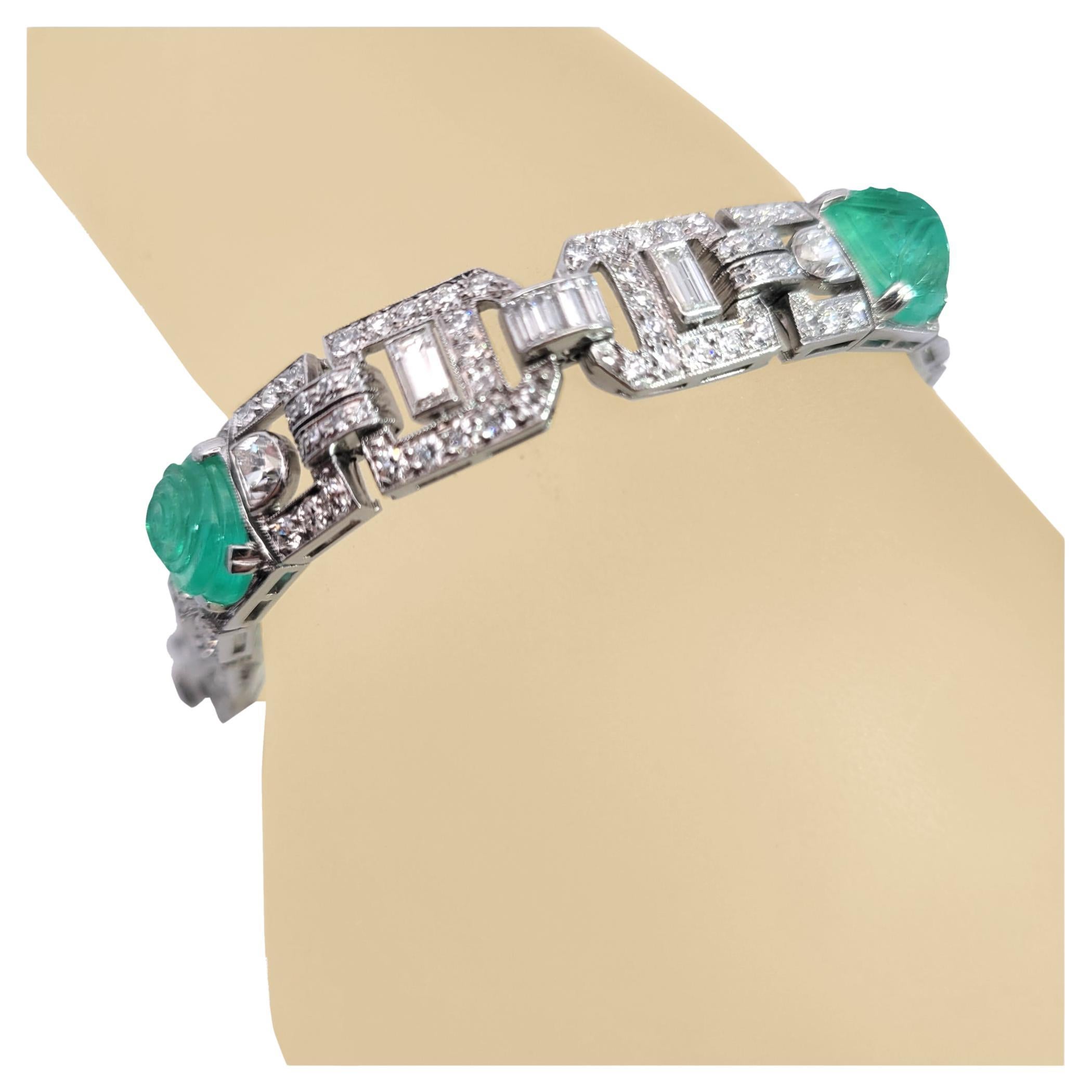 Antique Design Platinum 7.60 Ct Diamond / 14.0 Ct Emerald Bracelet For Sale