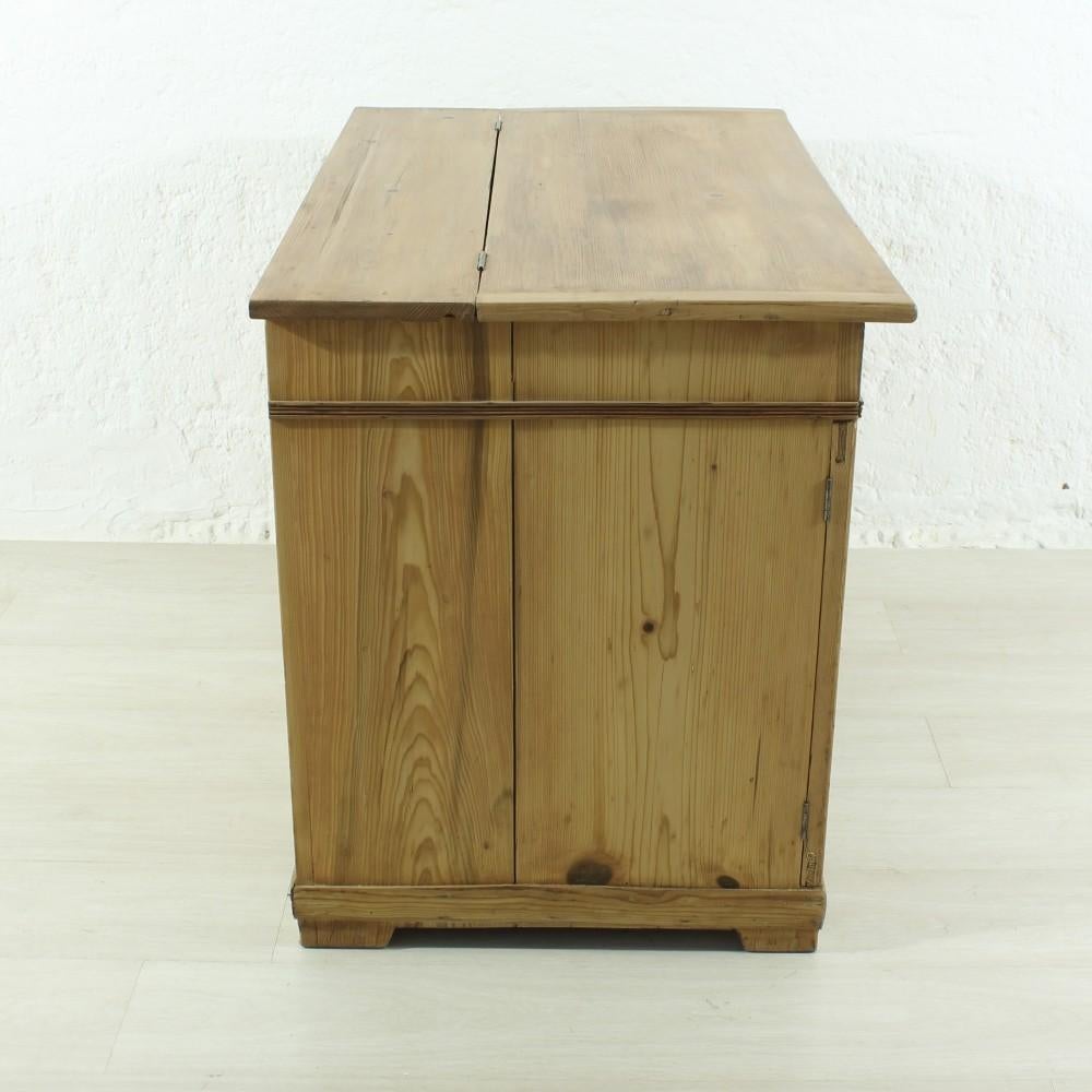 Early 20th Century Antique Desk, 1900s For Sale