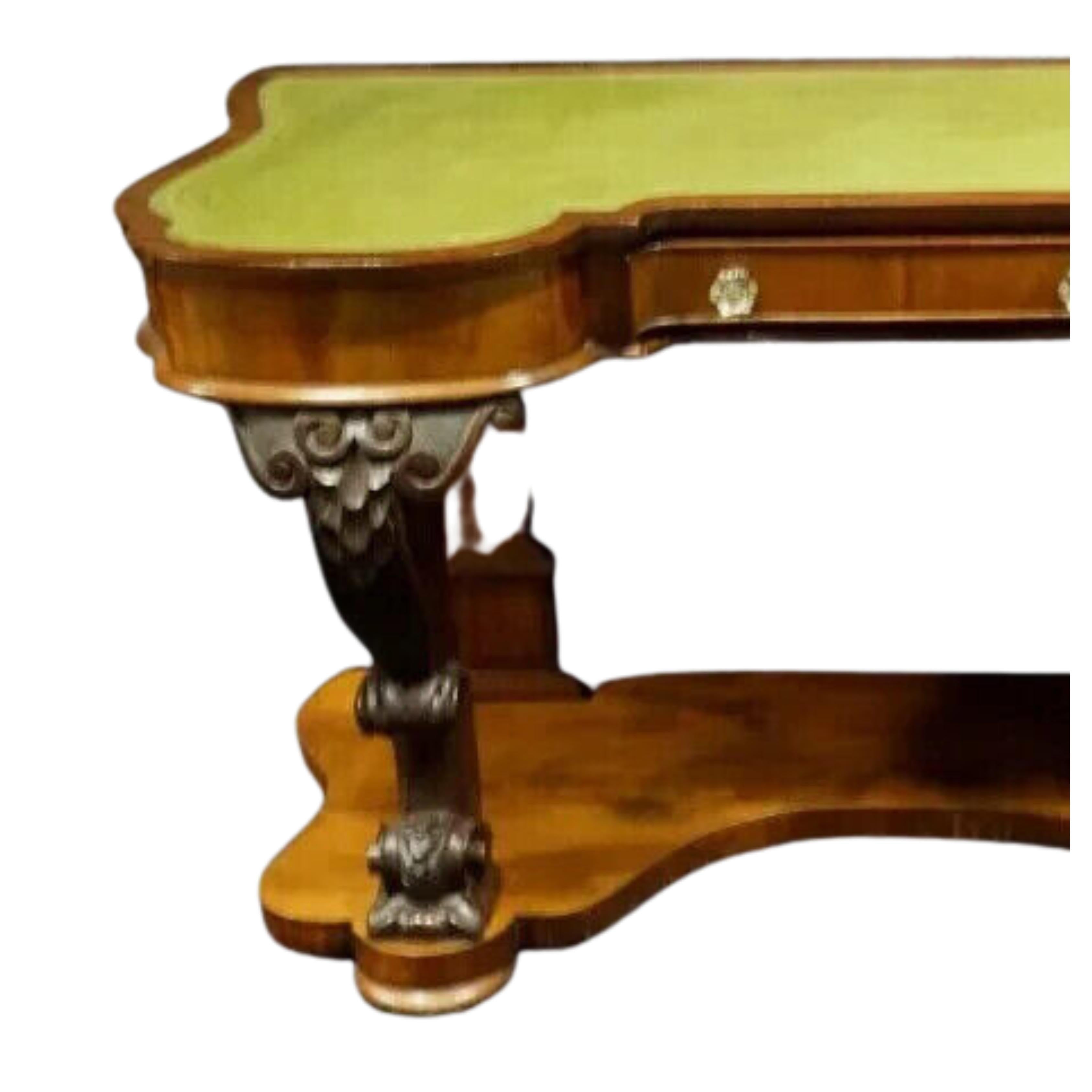 Antiker Schreibtisch, geschnitzt, Empire, bearbeitete Lederplatte, elegant, 19. Jahrhundert, 1800er Jahre!! (Geschnitzt) im Angebot