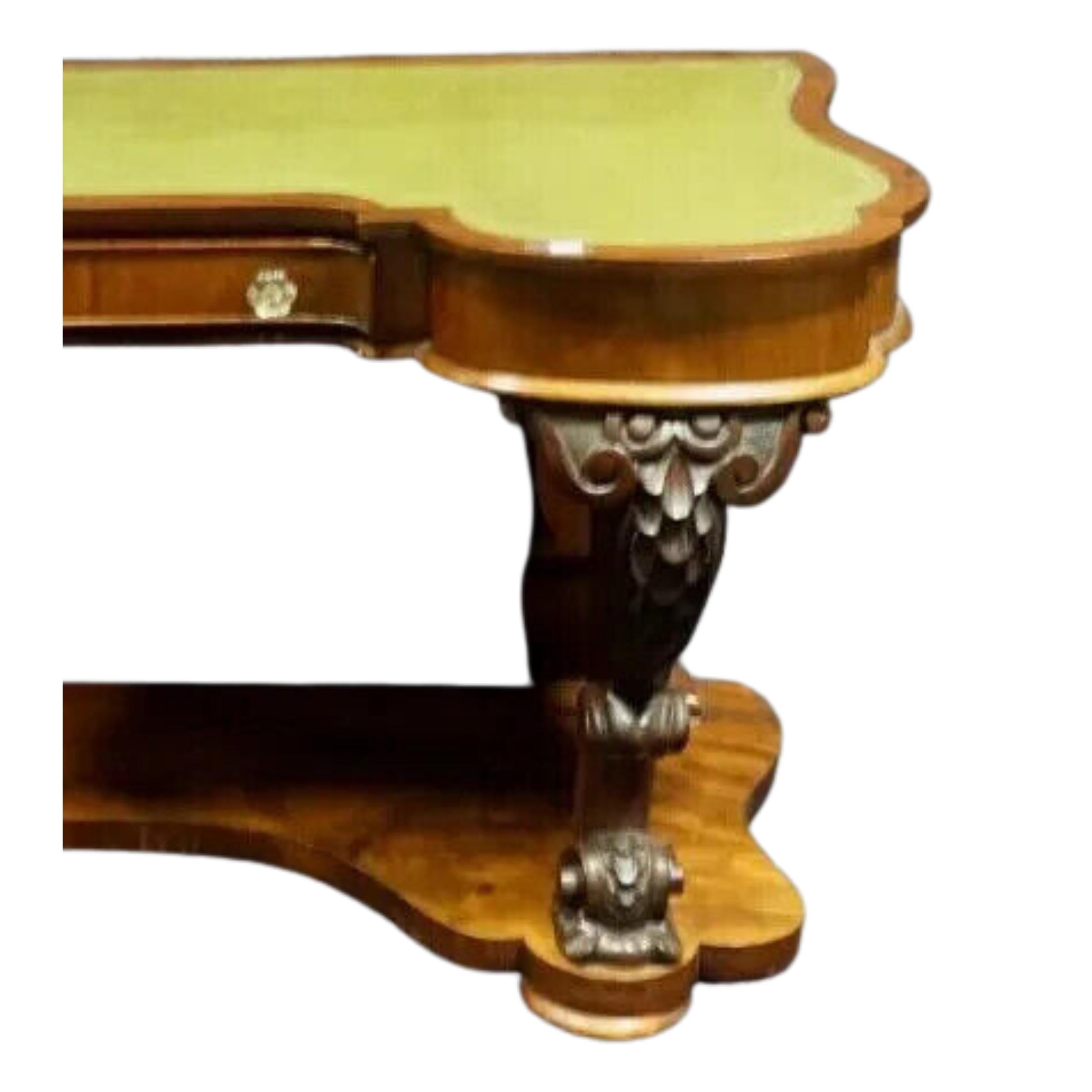 Antiker Schreibtisch, geschnitzt, Empire, bearbeitete Lederplatte, elegant, 19. Jahrhundert, 1800er Jahre!! im Zustand „Gut“ im Angebot in Austin, TX