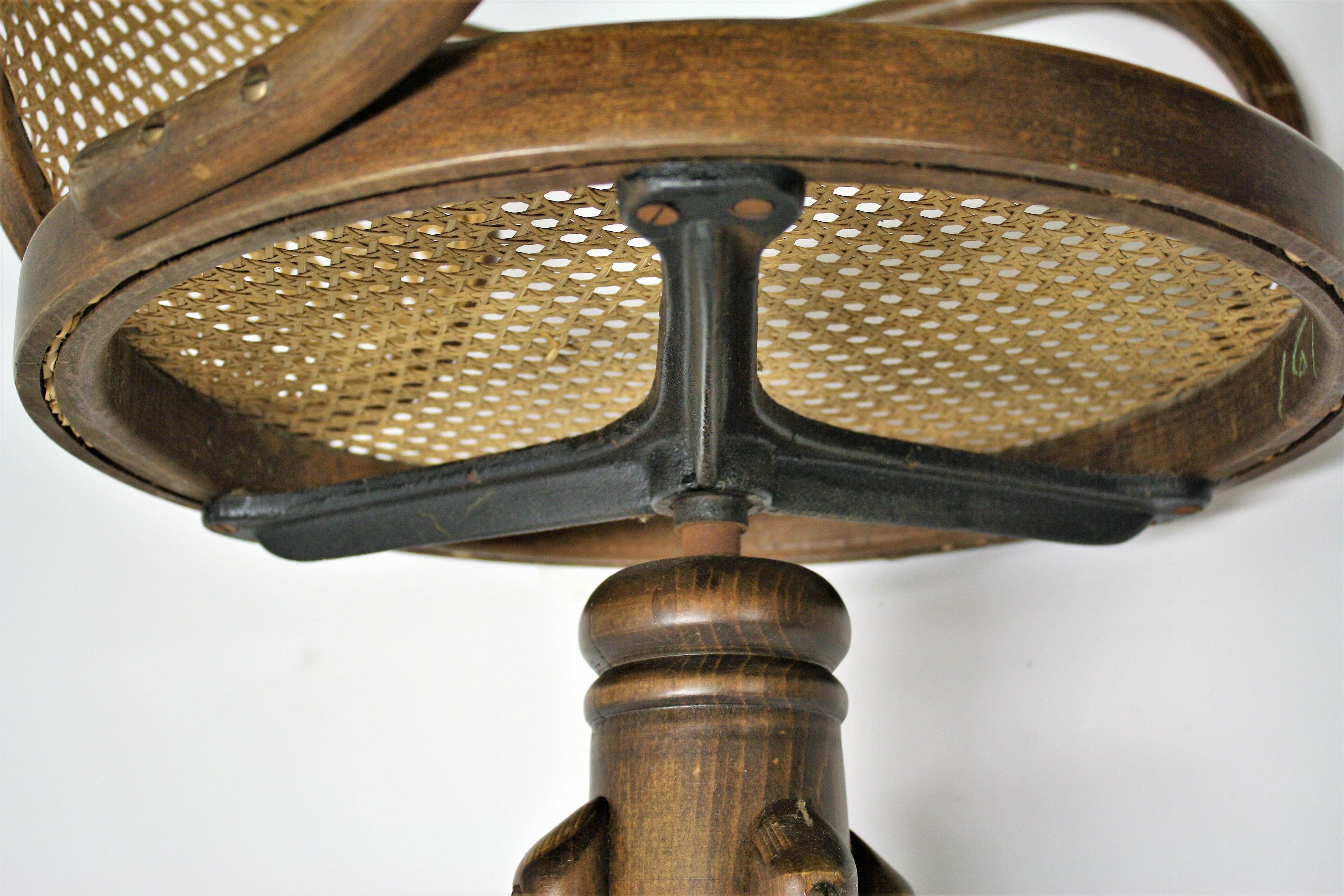 Antique Desk Chair by Thonet, 1900s 5