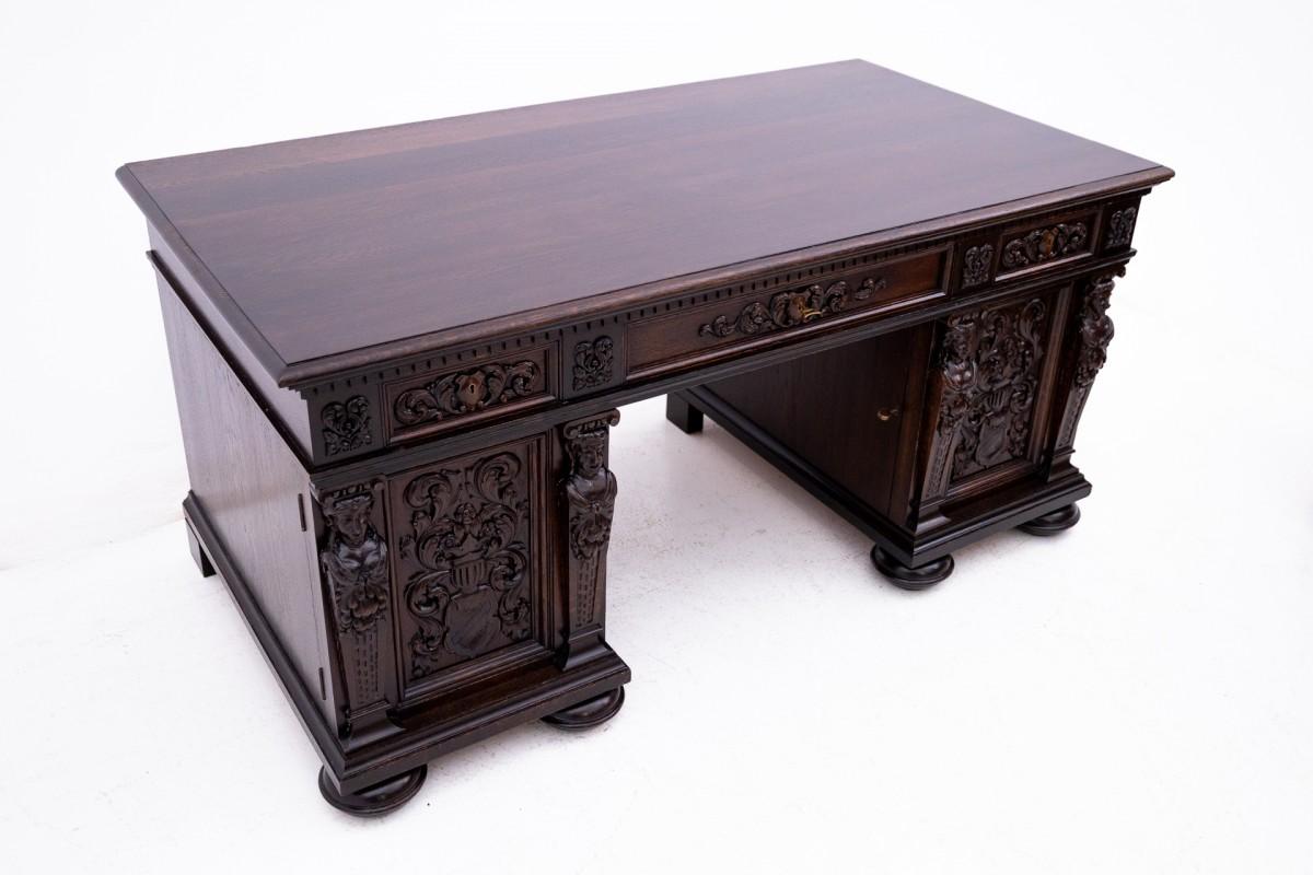 Néo-Renaissance Bureau antique de la fin du XIXe siècle, Europe de l'Ouest. en vente