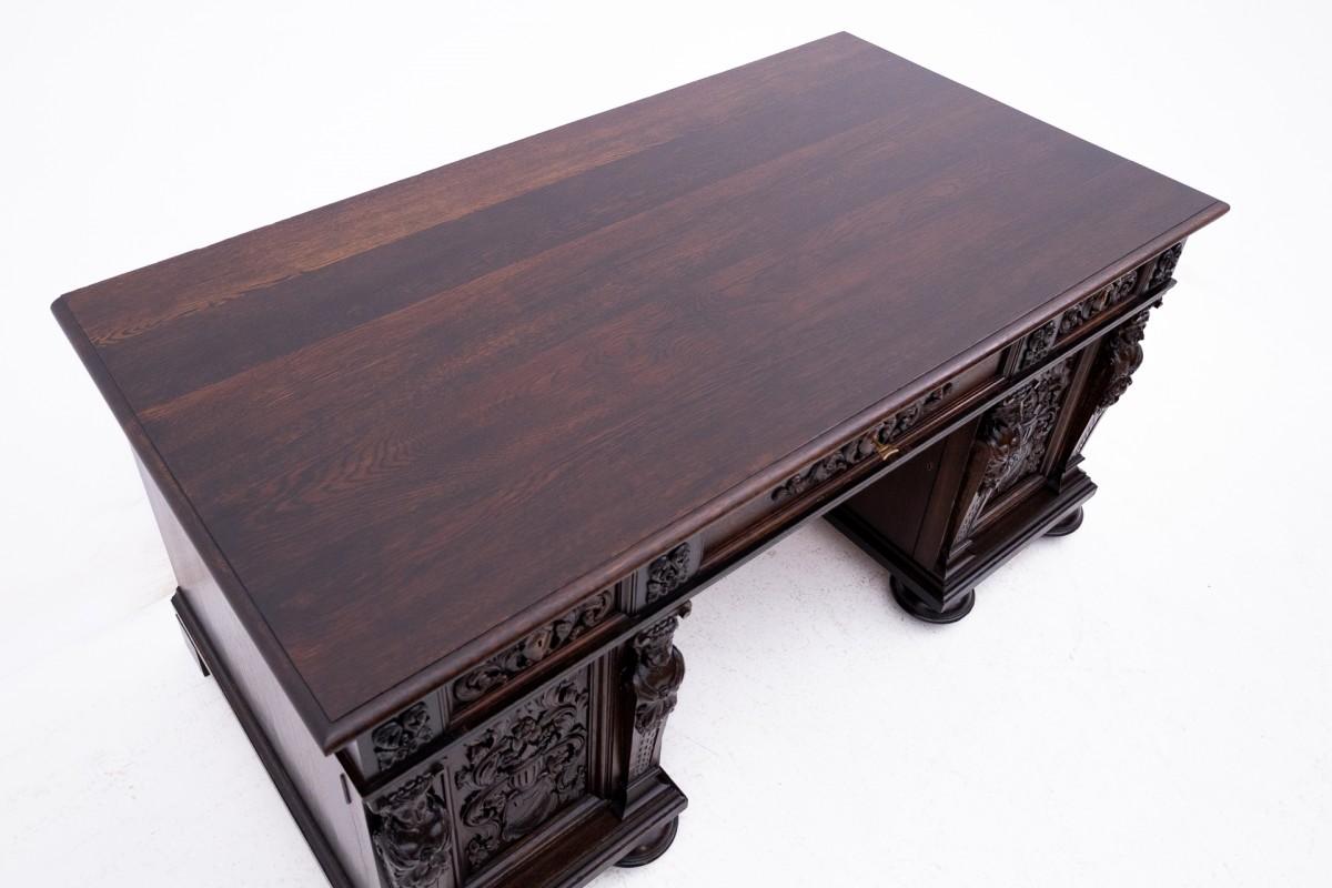 Bureau antique de la fin du XIXe siècle, Europe de l'Ouest. en vente 2