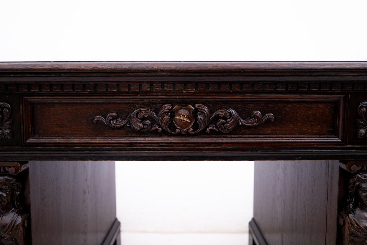 Bureau antique de la fin du XIXe siècle, Europe de l'Ouest. en vente 3