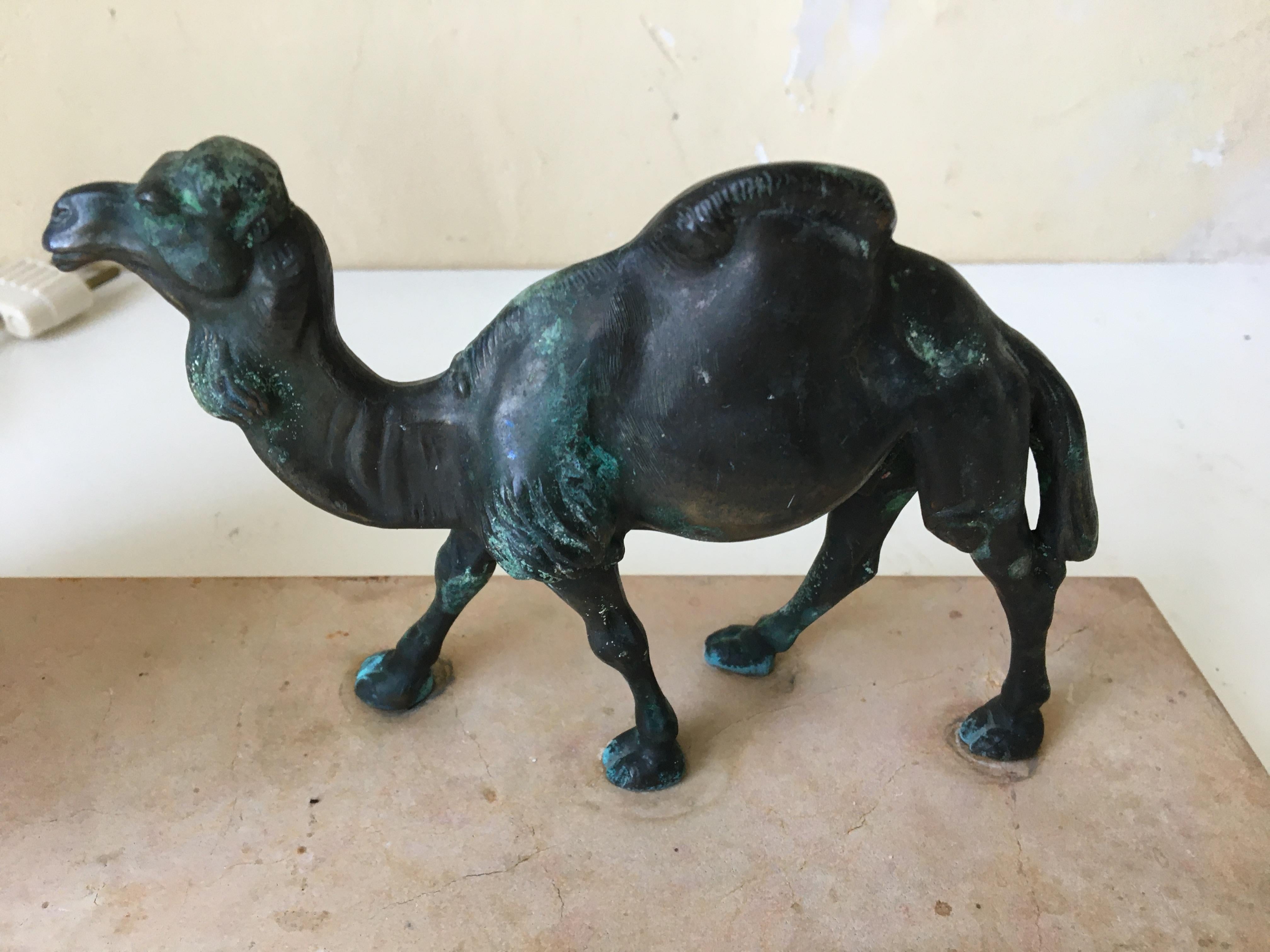 Antique Desk lamp Table lamp Art Deco with Camel For Sale 1