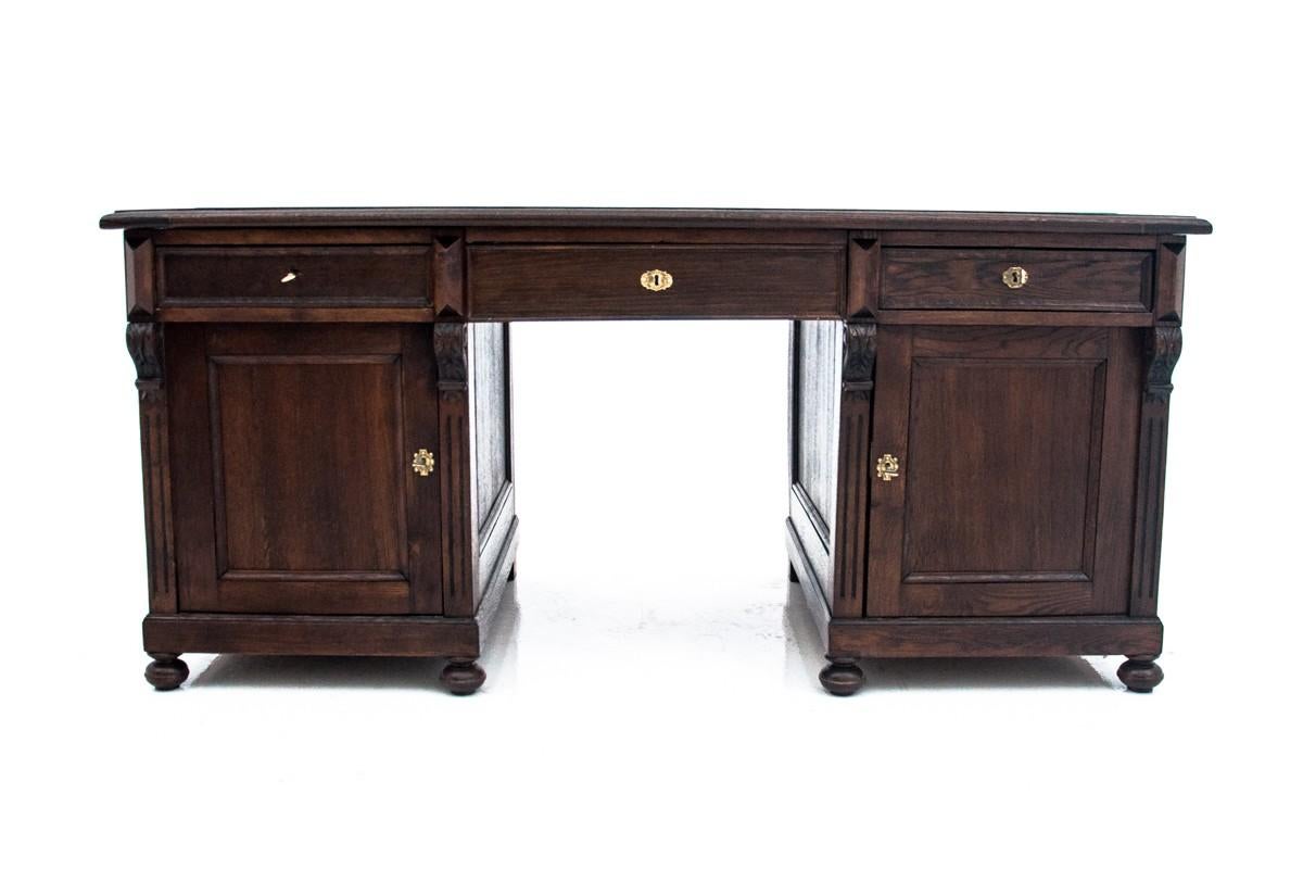 Antique Desk, Western Europe, circa 1900 For Sale 2