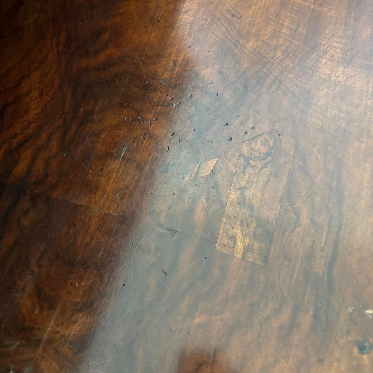 Antique desk  Wilhelminian style  Walnut For Sale 6