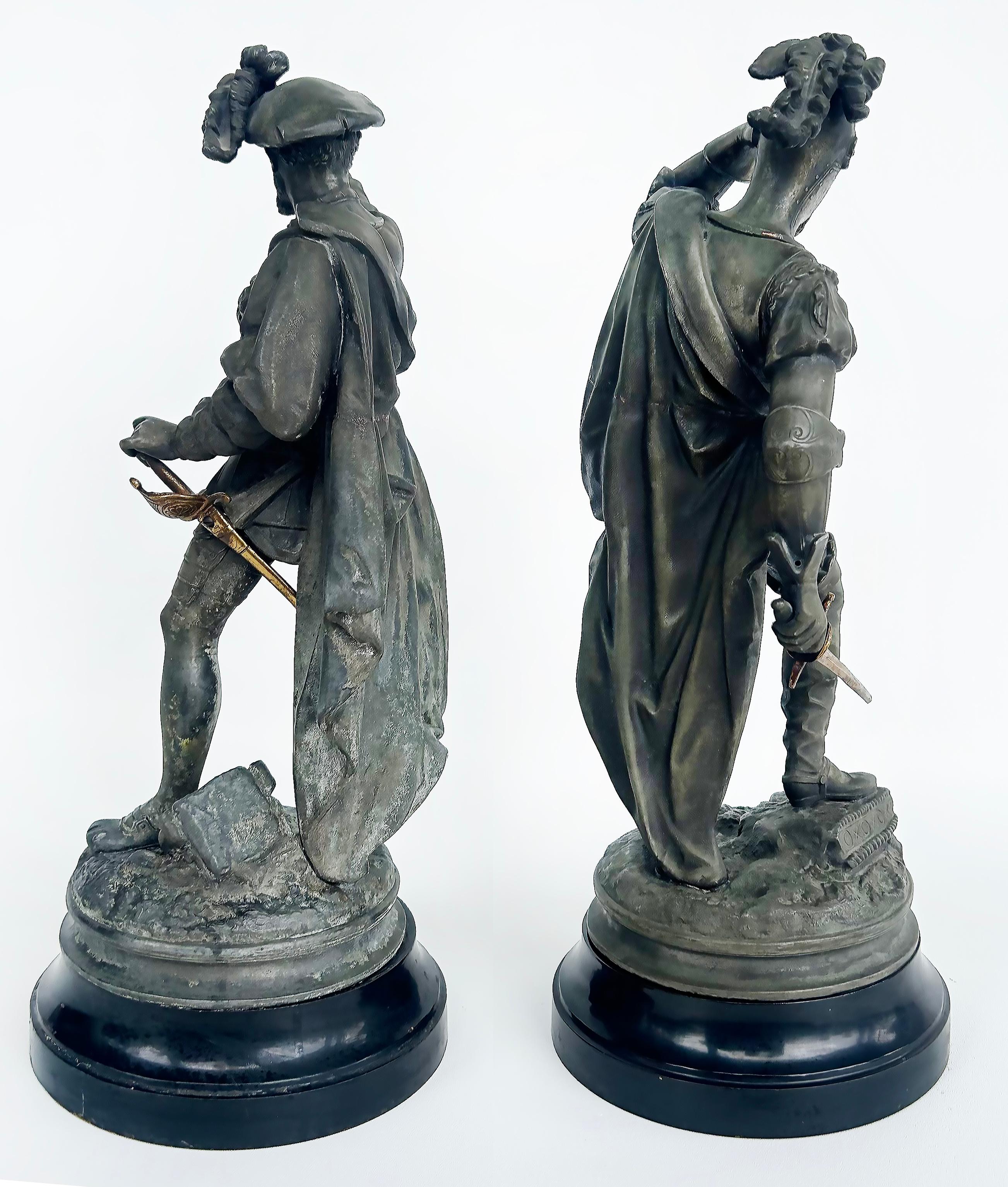 Antique Detailed Spelter Statues of Spanish Conquistadors, Pair In Good Condition In Miami, FL