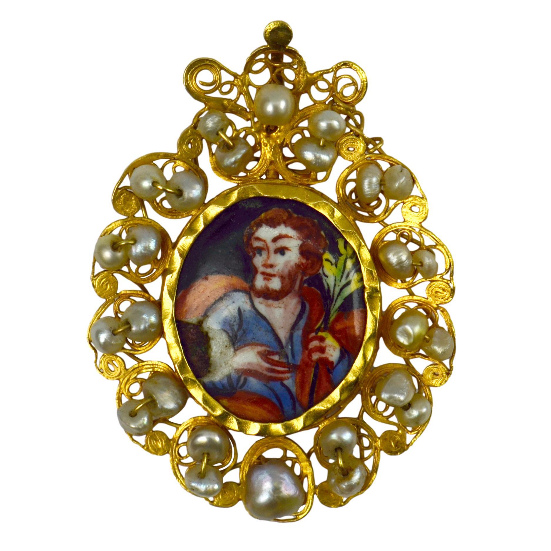Pendentif ancien de style Devotional Saint Joseph en or jaune, perles et émail en vente