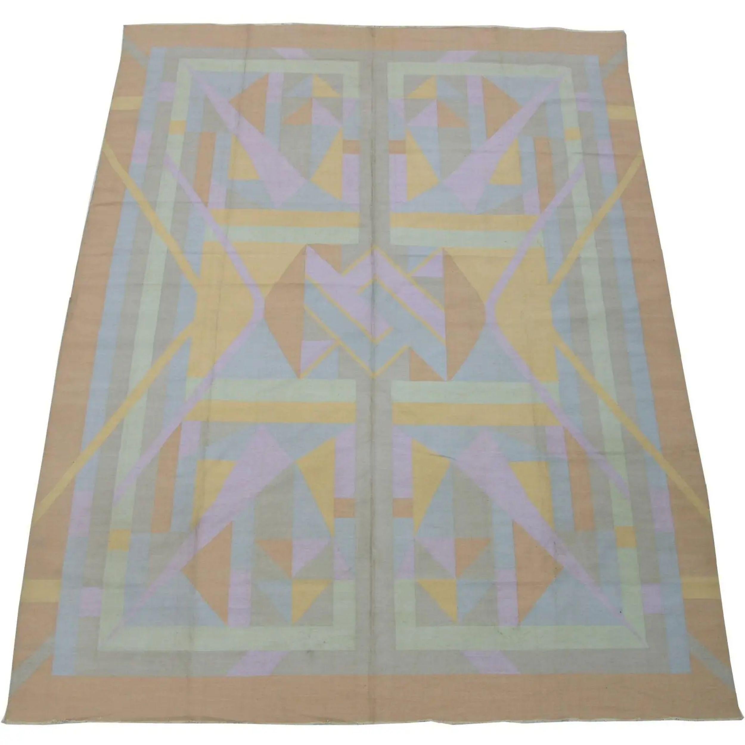 Antique Dhurie Light Design Rug - 11'8'' X 8'9'' In Good Condition For Sale In Los Angeles, US