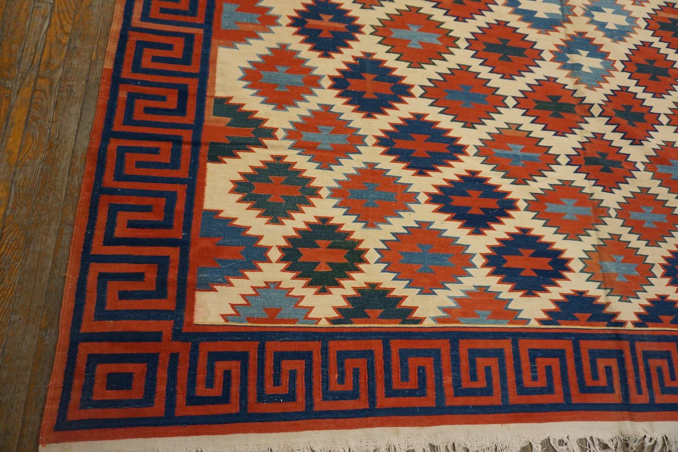 Antique Dhurrie Rug In Good Condition For Sale In New York, NY