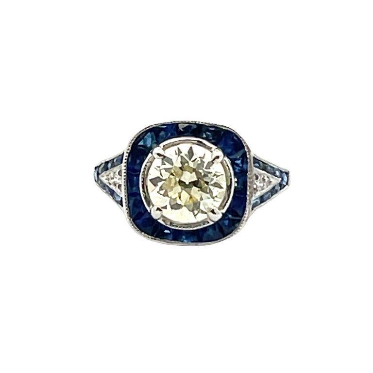 Art Deco Antique Diamond 1.50 carats & Blue Sapphire 2.00 carats Ring in Platinum For Sale