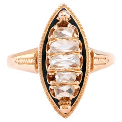 Antiker Navette-Ring aus 18 Karat Roségold mit Diamanten und Emaille