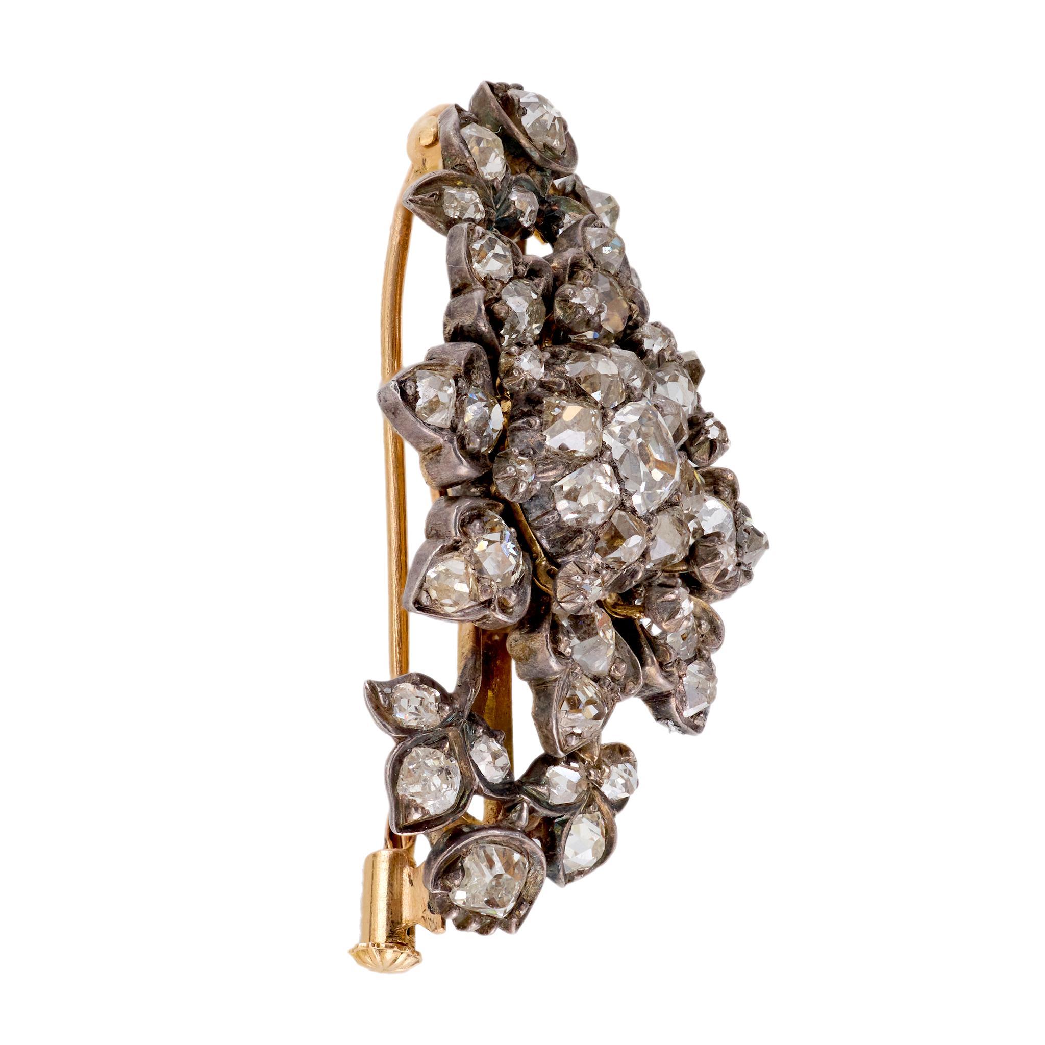 Victorian Antique diamond 18k yellow gold and silver brooch