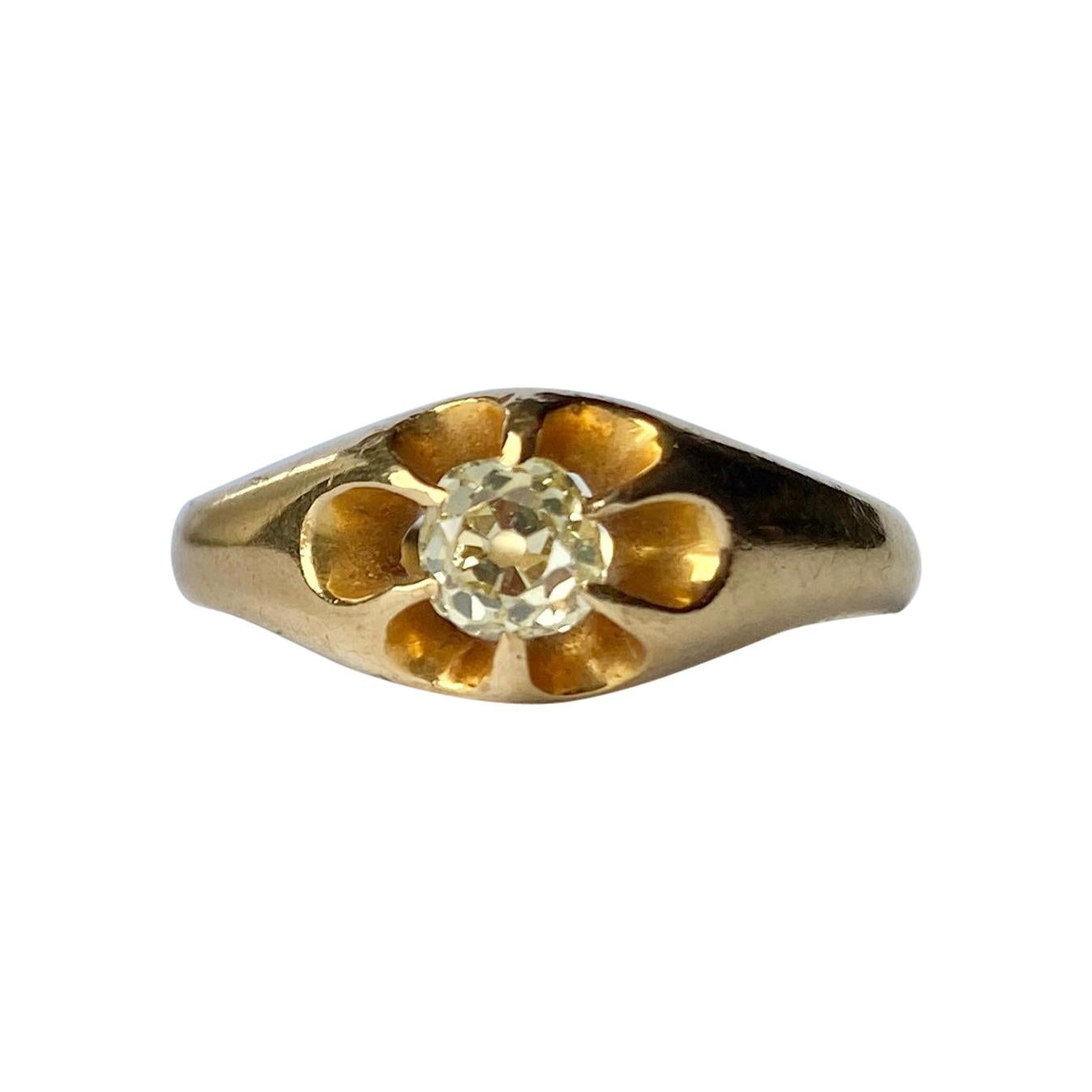 Antiker Ring aus 14 Karat Gold mit Diamanten im Angebot