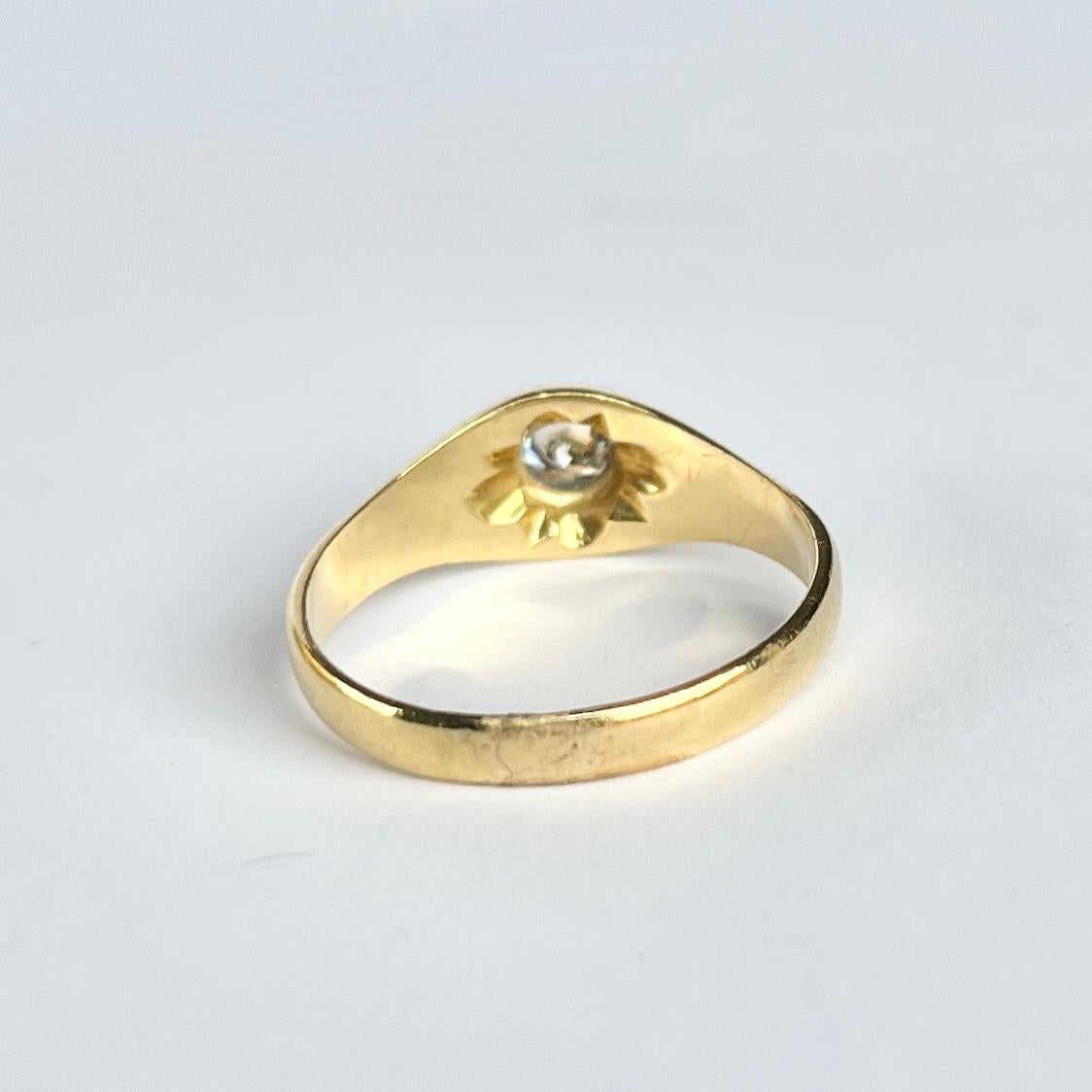 Round Cut Antique Diamond and 18 Carat Gold Band For Sale