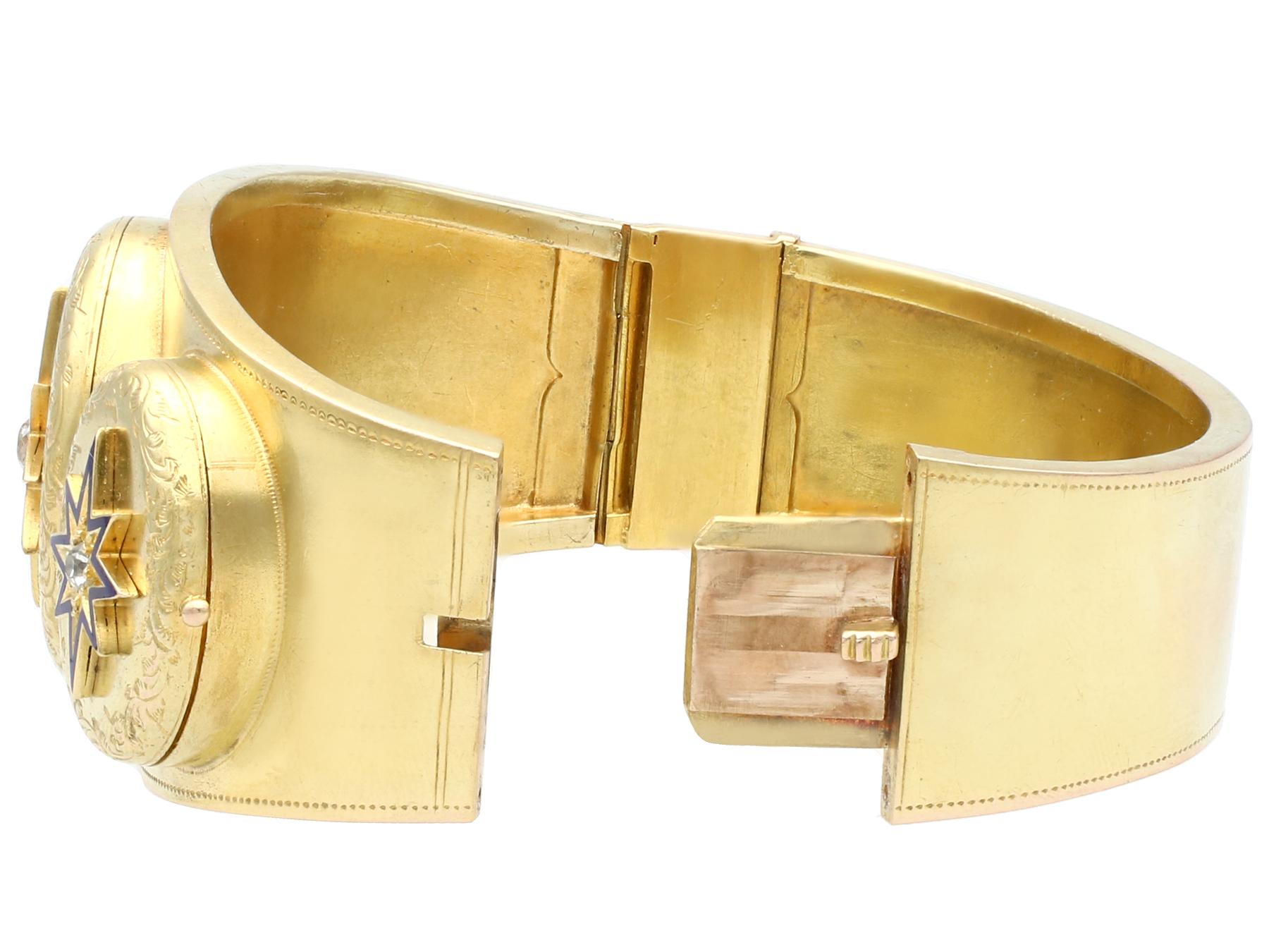 Bracelet jonc ancien à trois boucles en or jaune et diamants, c. 1880 en vente 1
