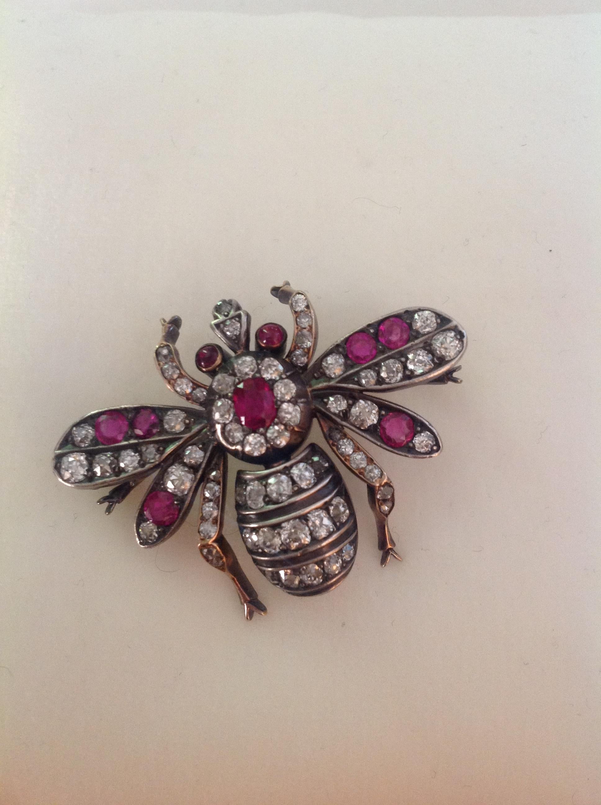 Old Mine Cut Late 19th Century Gold Silver Diamond Burma Red Ruby Bee Insect Brooch For Sale
