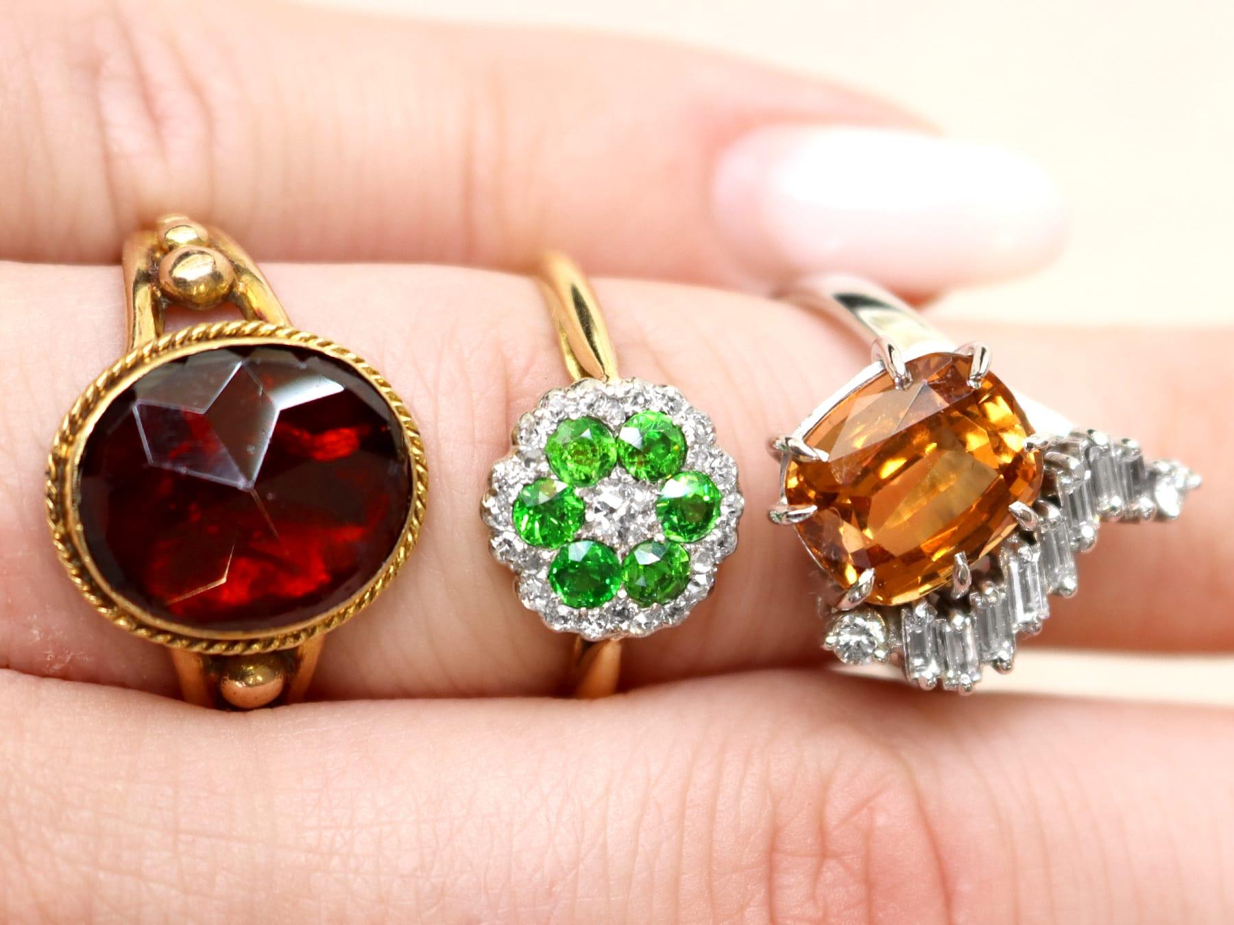 Antique Diamond and Demantoid Garnet Yellow Gold Cocktail Ring Circa 1910 In Excellent Condition For Sale In Jesmond, Newcastle Upon Tyne