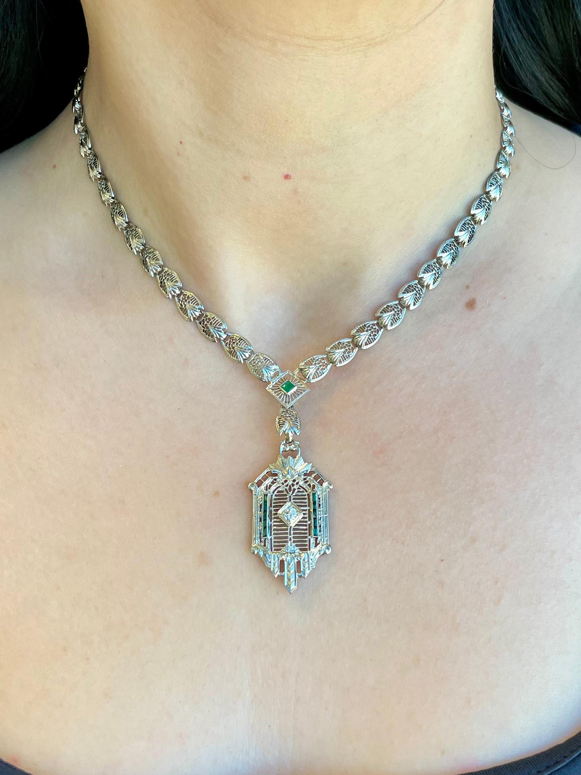 Antique Diamond and Emerald 14K White Gold Filigree Necklace For Sale 6