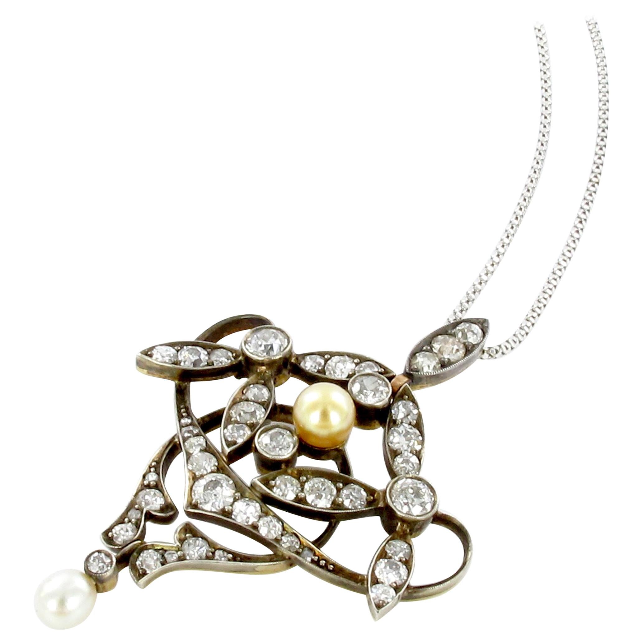 Ciondolo antico con diamante e perla naturale, argento su oro