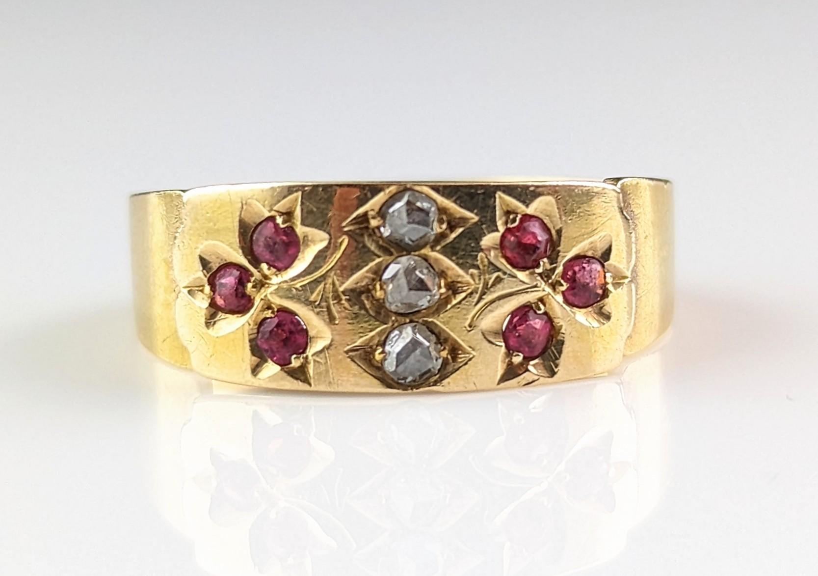 Bague Shamrock ancienne en or 18 carats avec diamants et pâte, style victorien  en vente 9