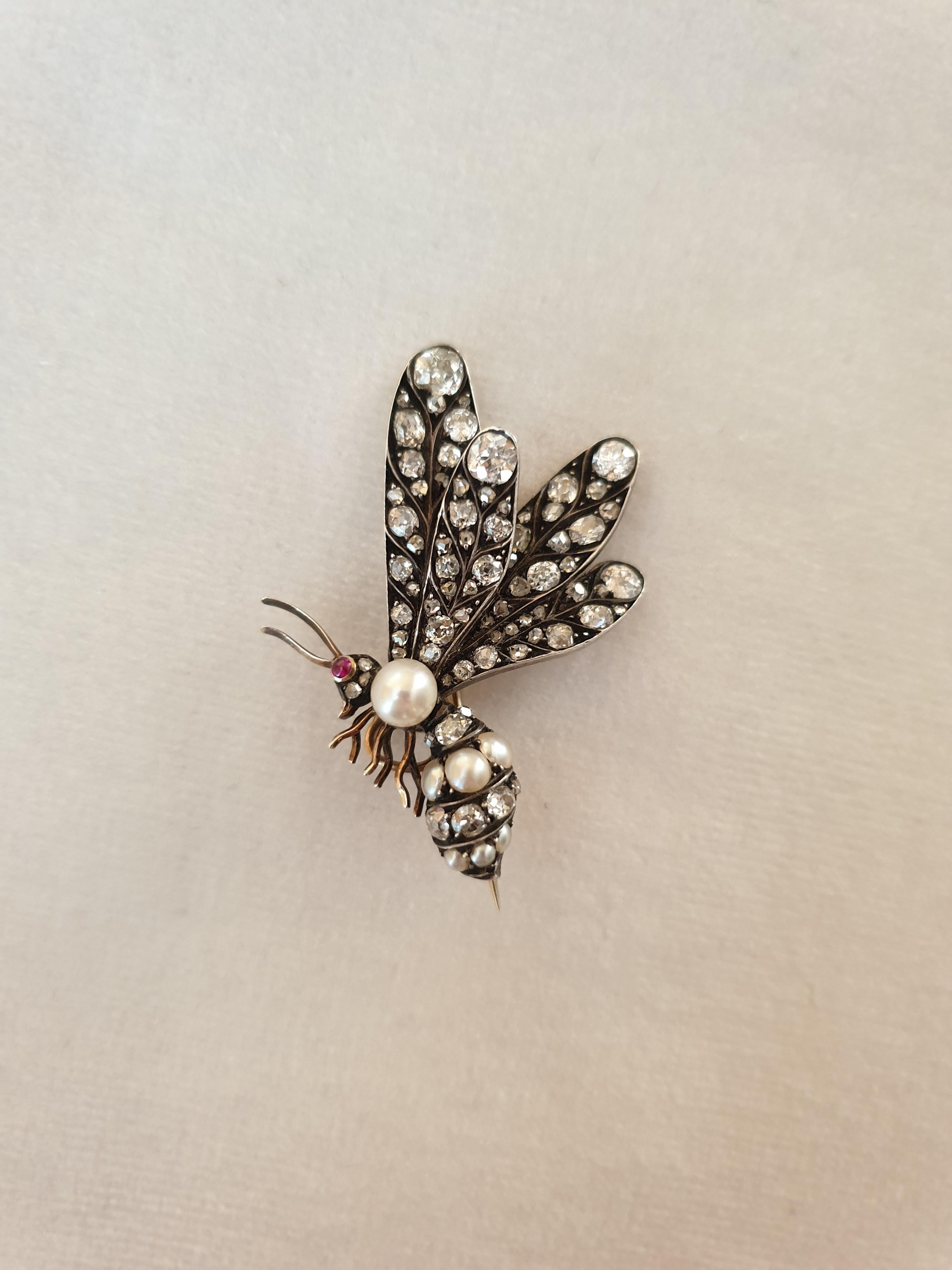 Victorian 19th Century Gold and Silver Diamond and Pearl Queen Bee Brooch For Sale