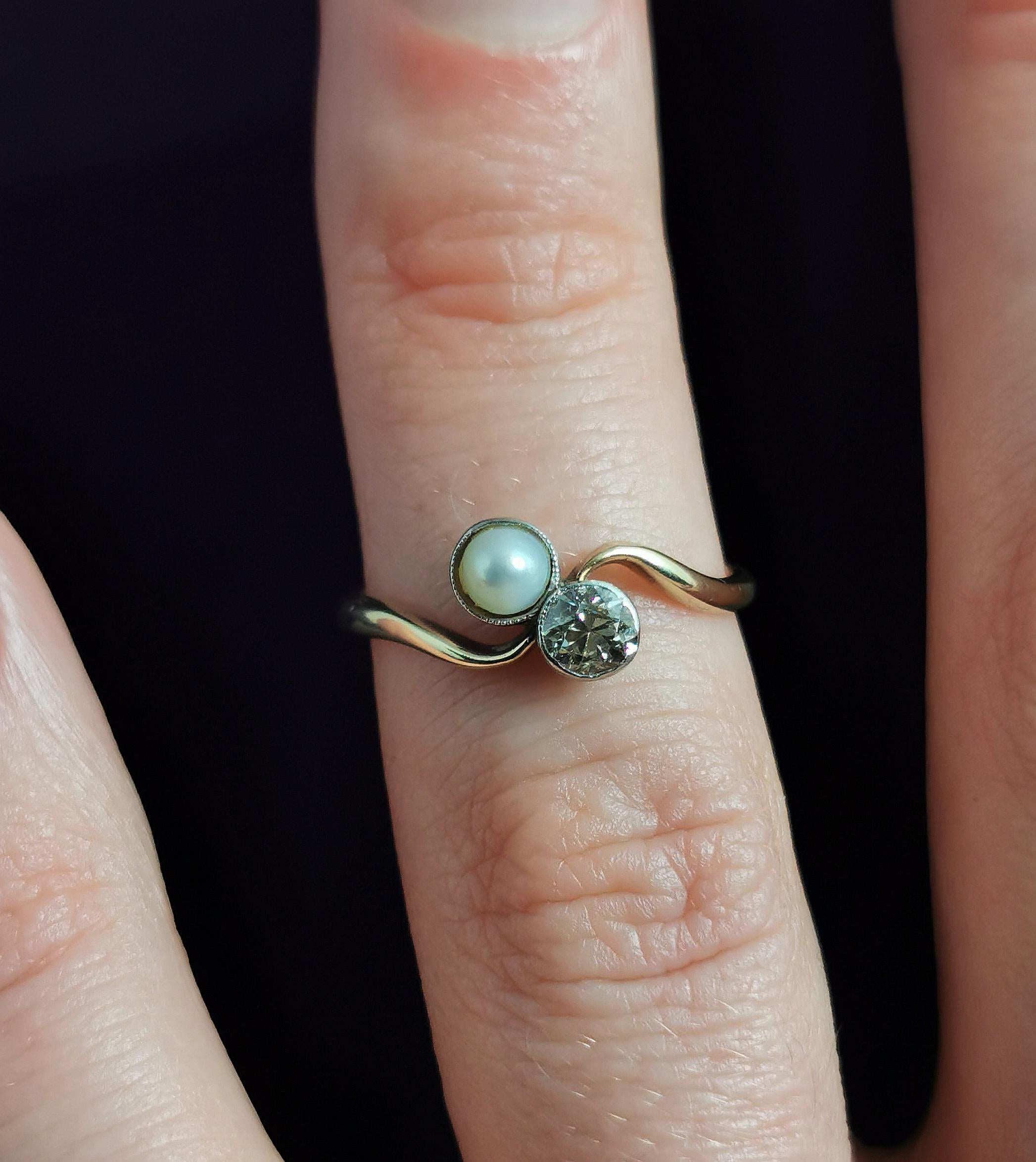 Antique Diamond and Pearl Crossover Ring, 18k Gold, Toi Et Moi 6