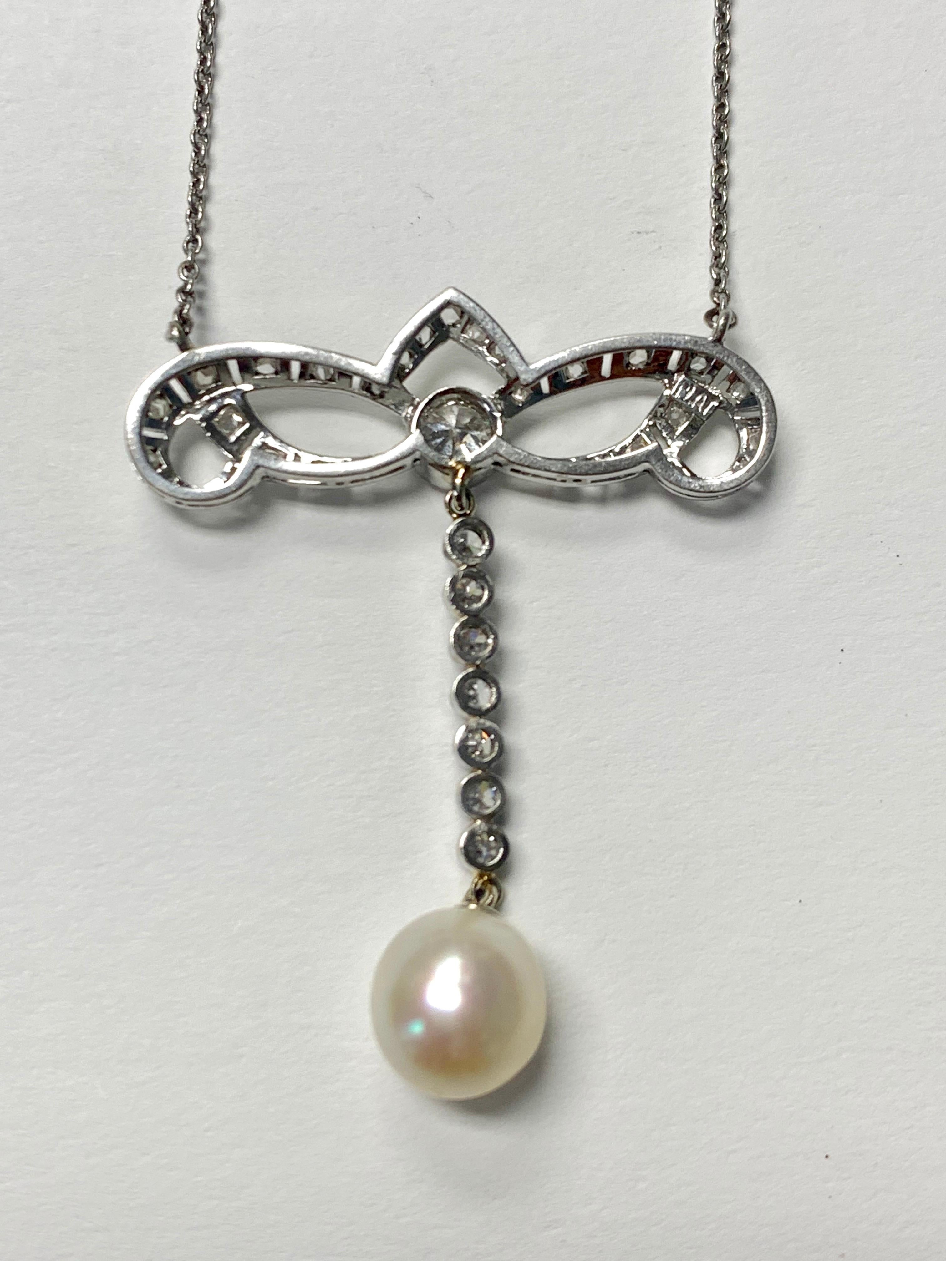 Antique Diamond and Pearl Necklace in Platinum and 18k White Gold For Sale 1