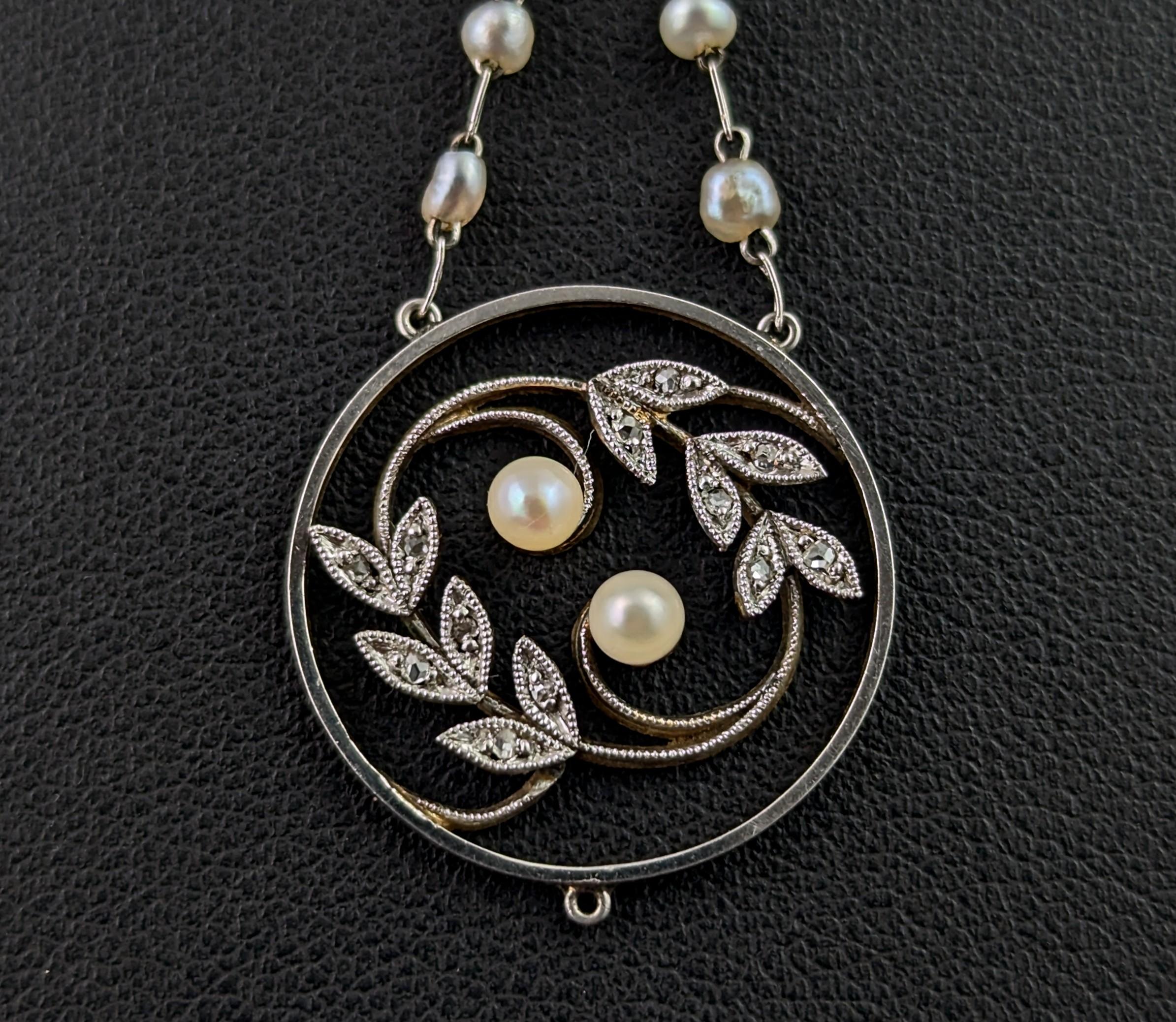 Antique Diamond and Pearl pendant necklace, Edwardian For Sale 2