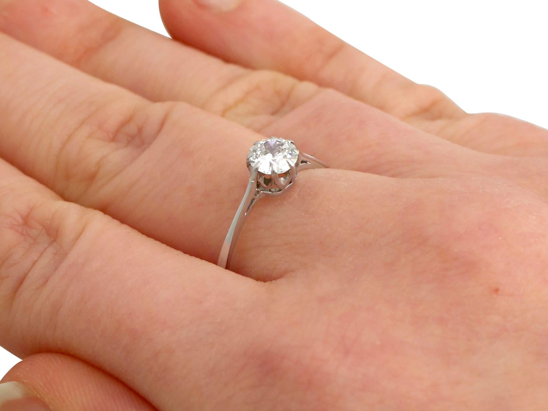 Antique Diamond and Platinum Solitaire Engagement Ring, circa 1930 For Sale 3