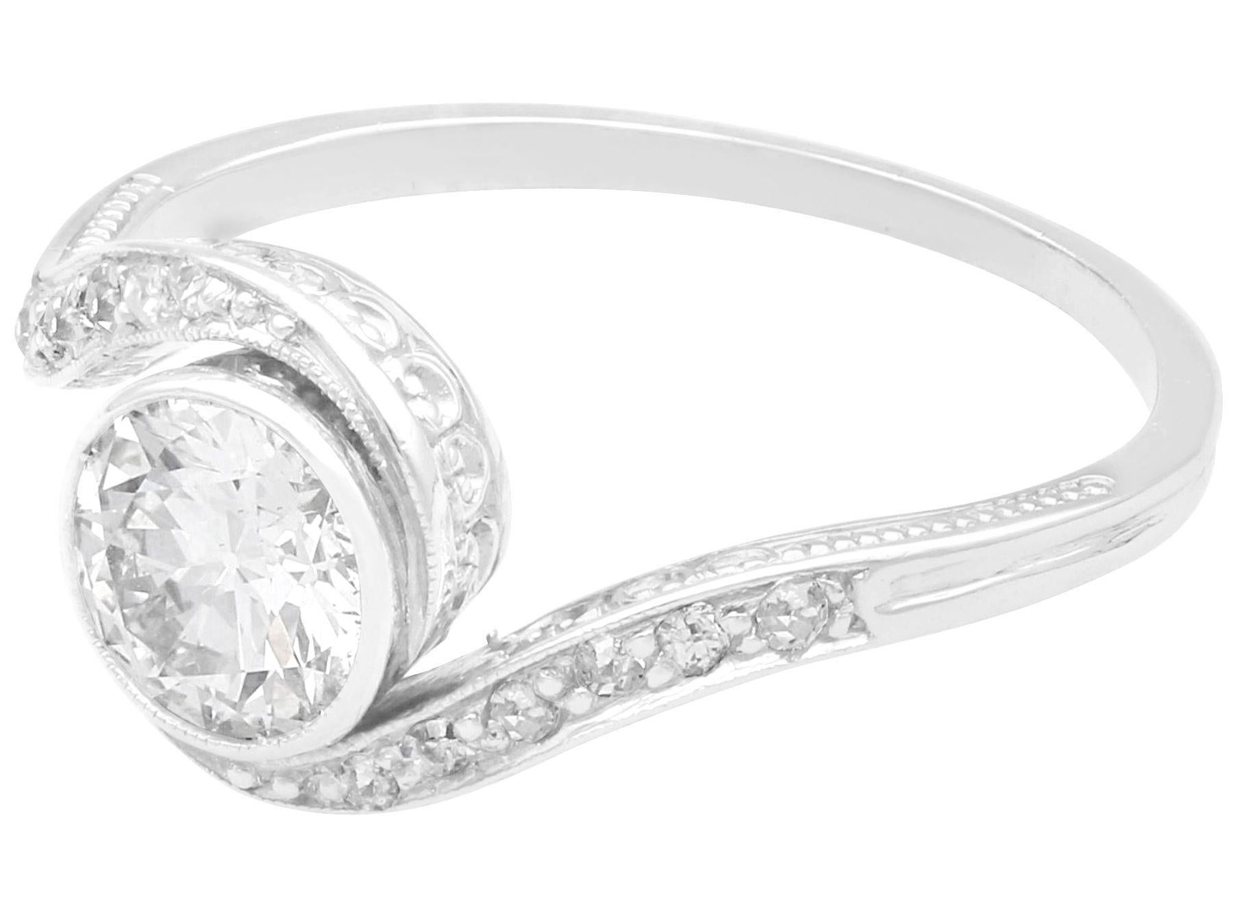 Antiker 1910er Diamant und Platin Solitär Ring (Alteuropäischer Schliff) im Angebot