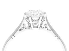 Antiker Verlobungsring aus Platin mit Diamant und Solitär