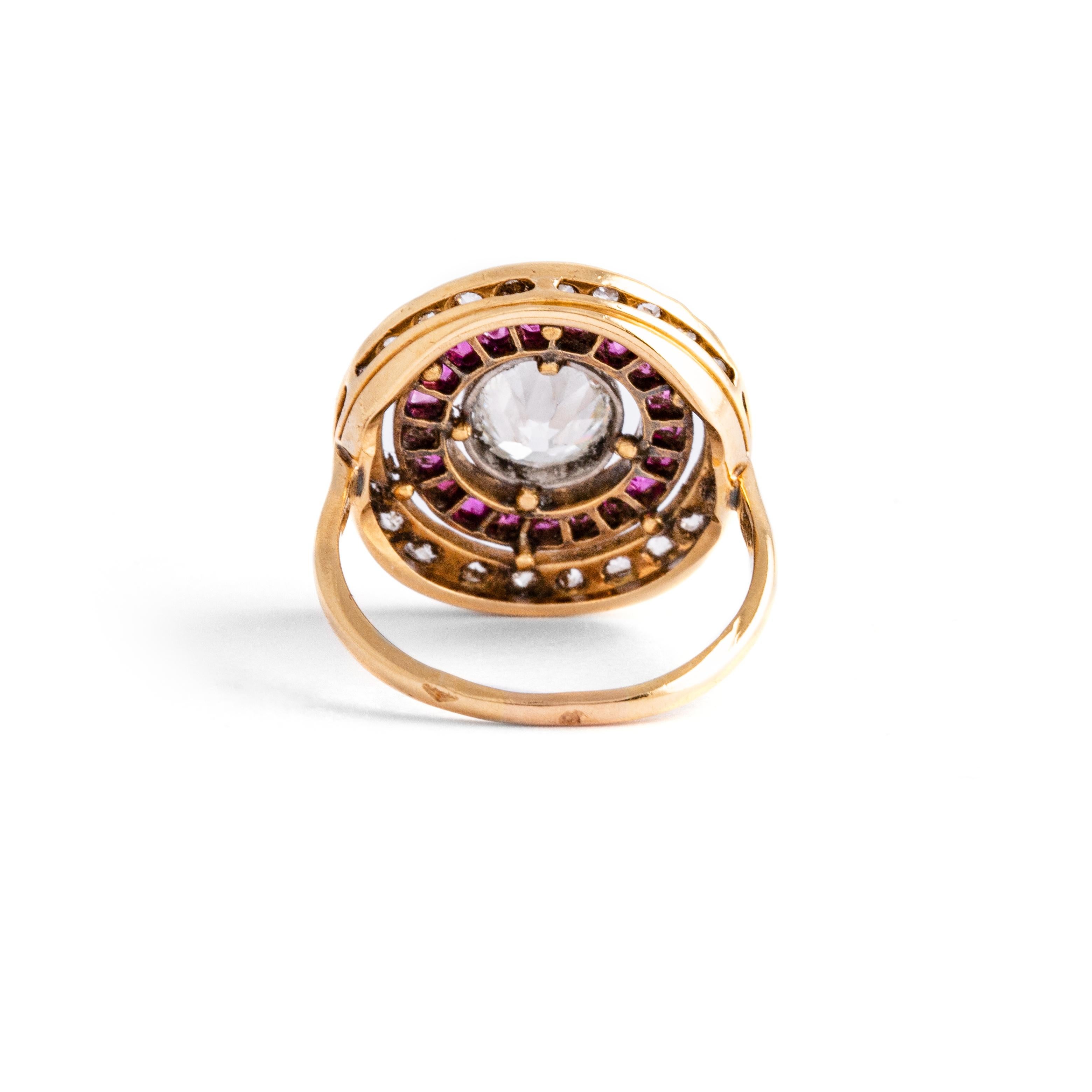 Antique Diamond and Ruby Gold Ring In Good Condition In Geneva, CH