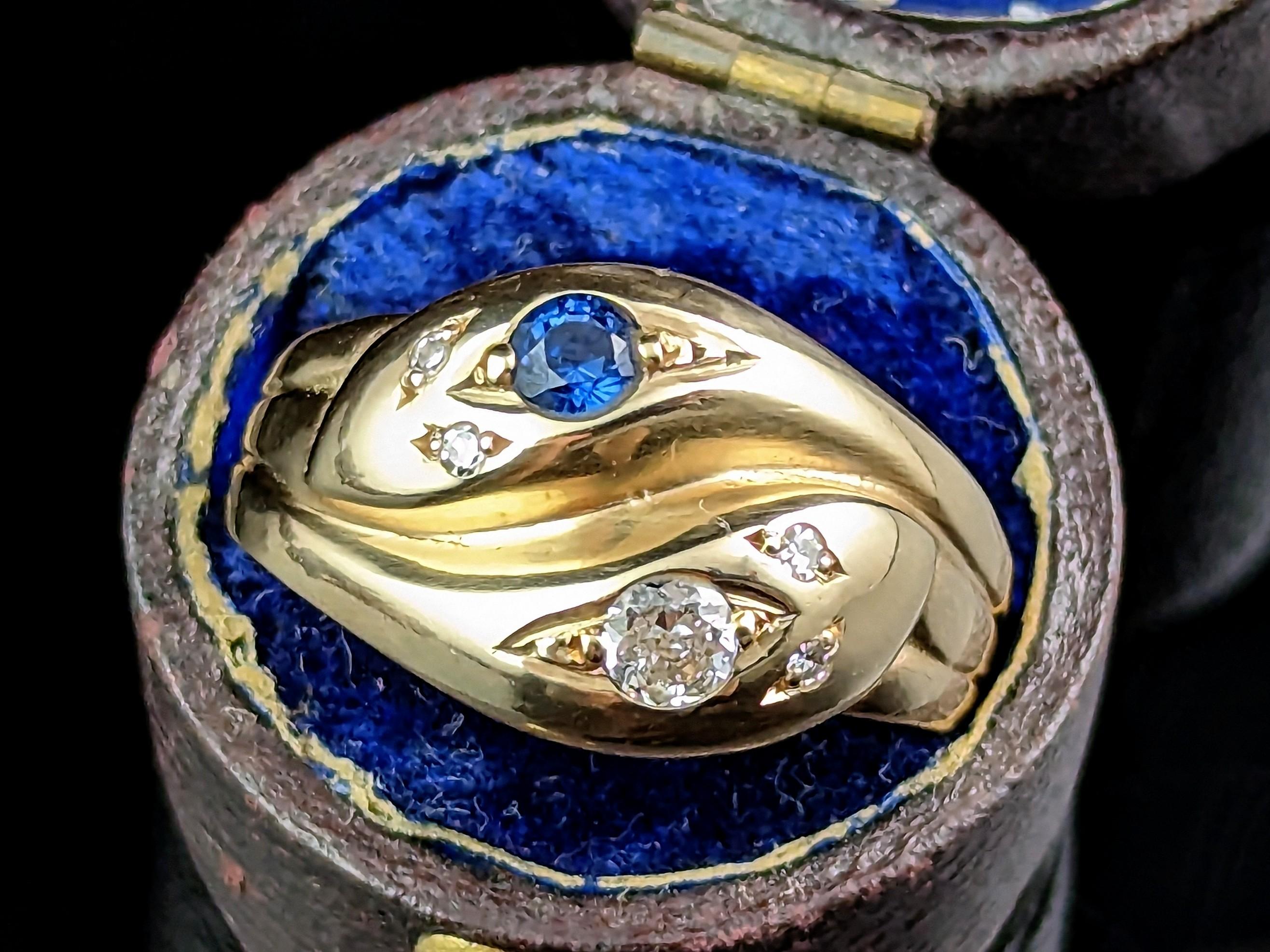 Antique Diamond and Sapphire Snake Ring, 9k Yellow Gold For Sale 5