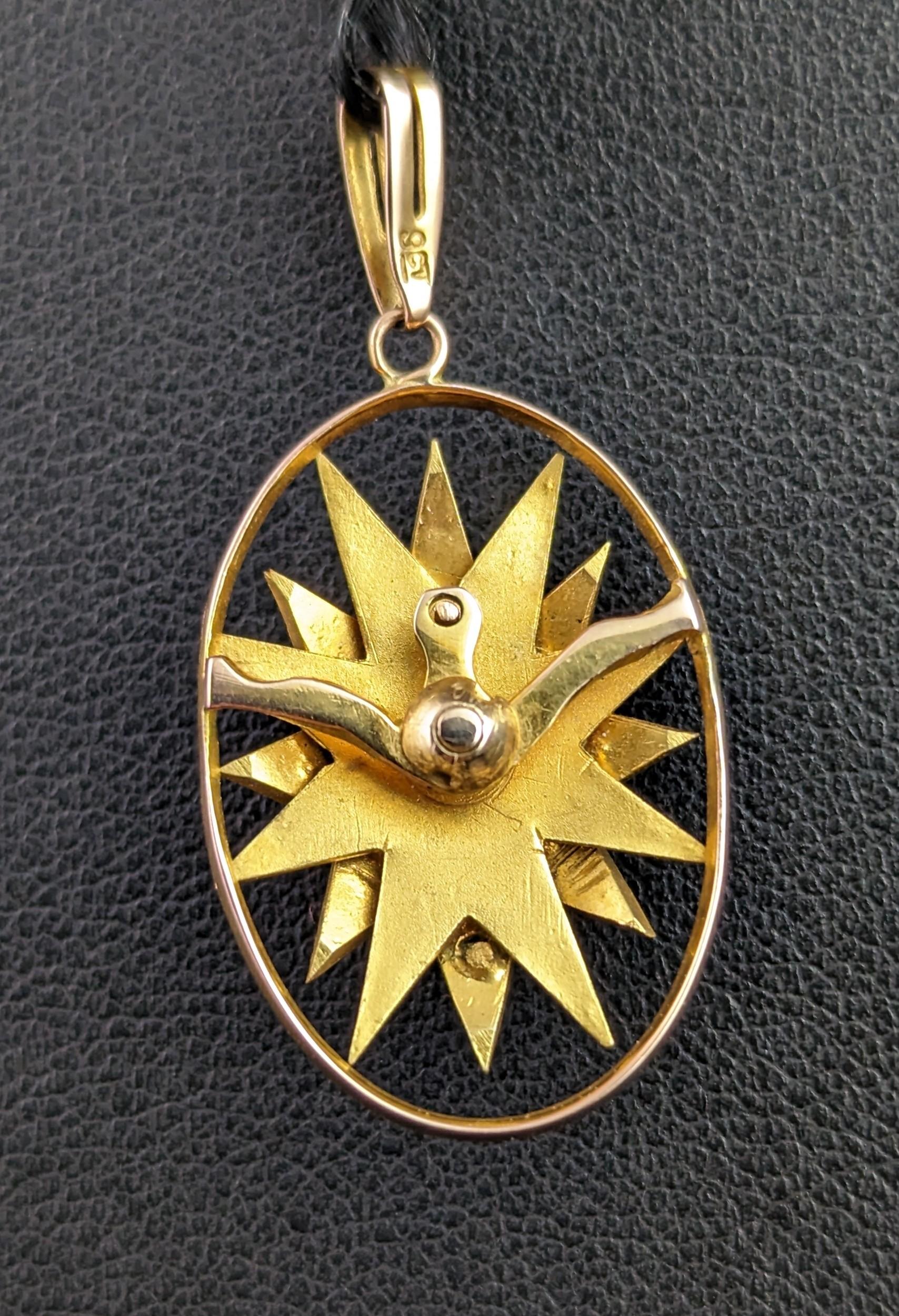 Pendentif étoile ancienne en or 9 carats, diamants et perles fendues, émail bleu  en vente 3