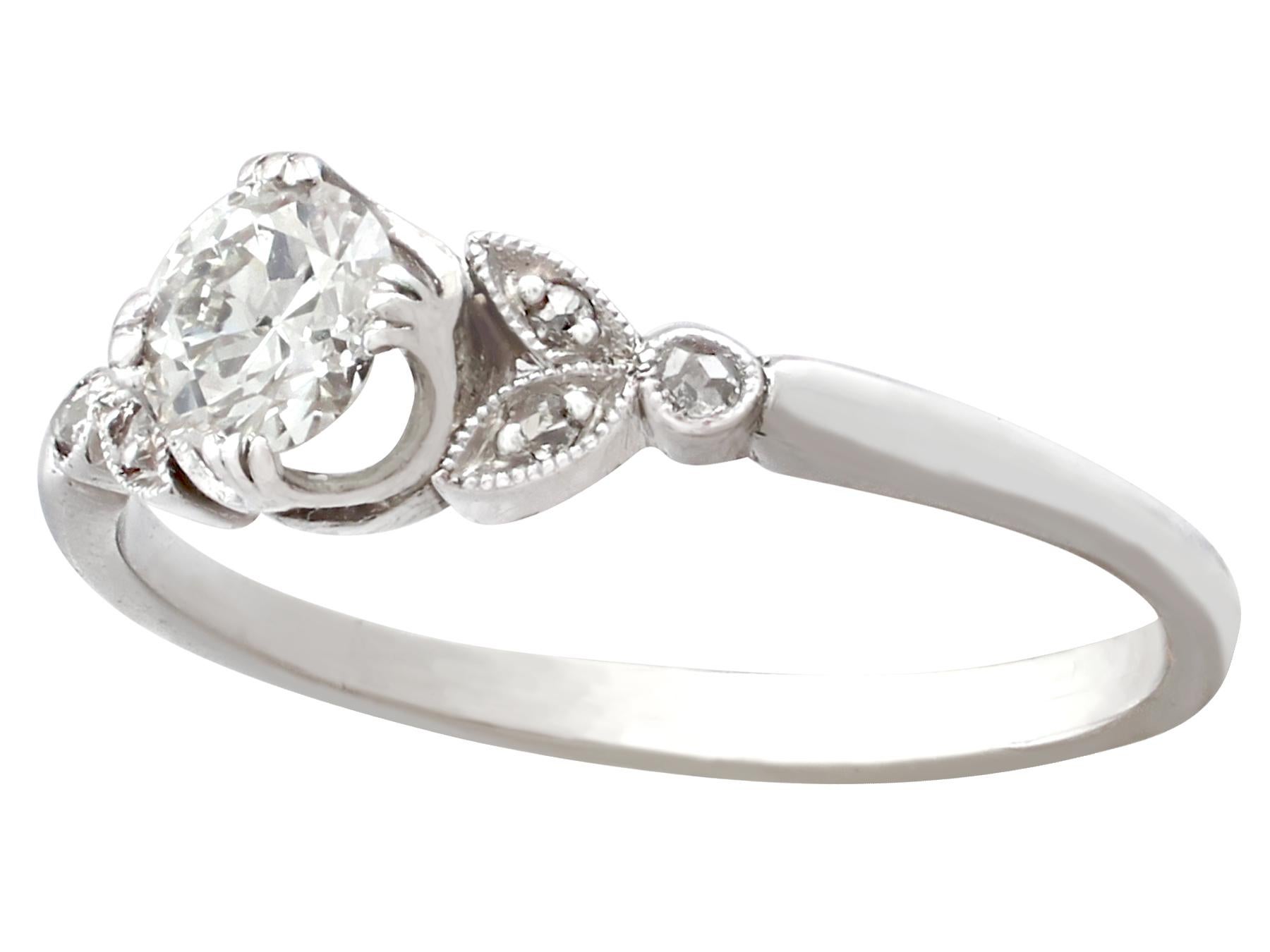 Antique Diamond and White Gold Solitaire Ring, circa 1930 In Excellent Condition In Jesmond, Newcastle Upon Tyne