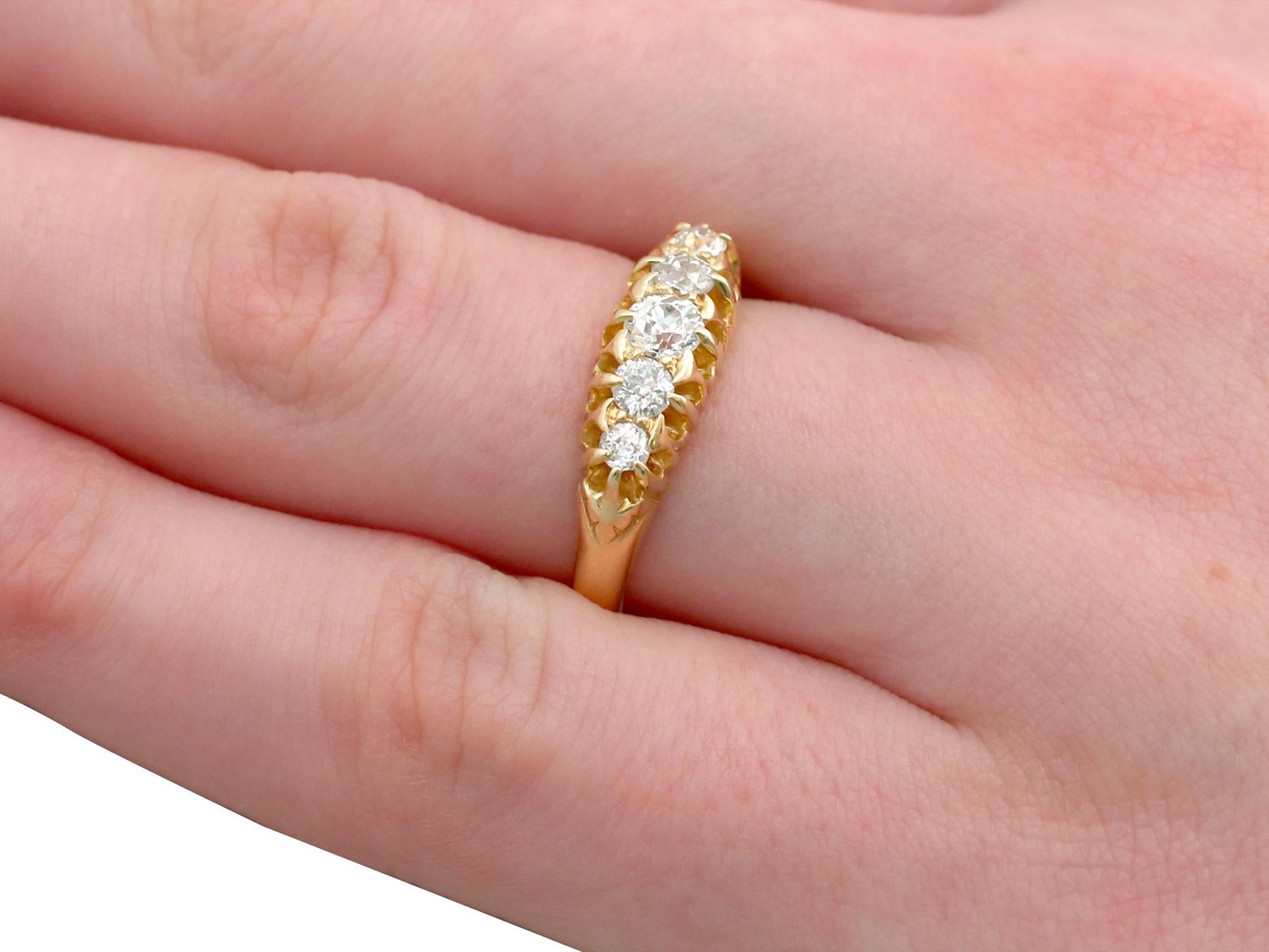 Antique Diamond and 18K Yellow Gold Five Stone Ring For Sale 1